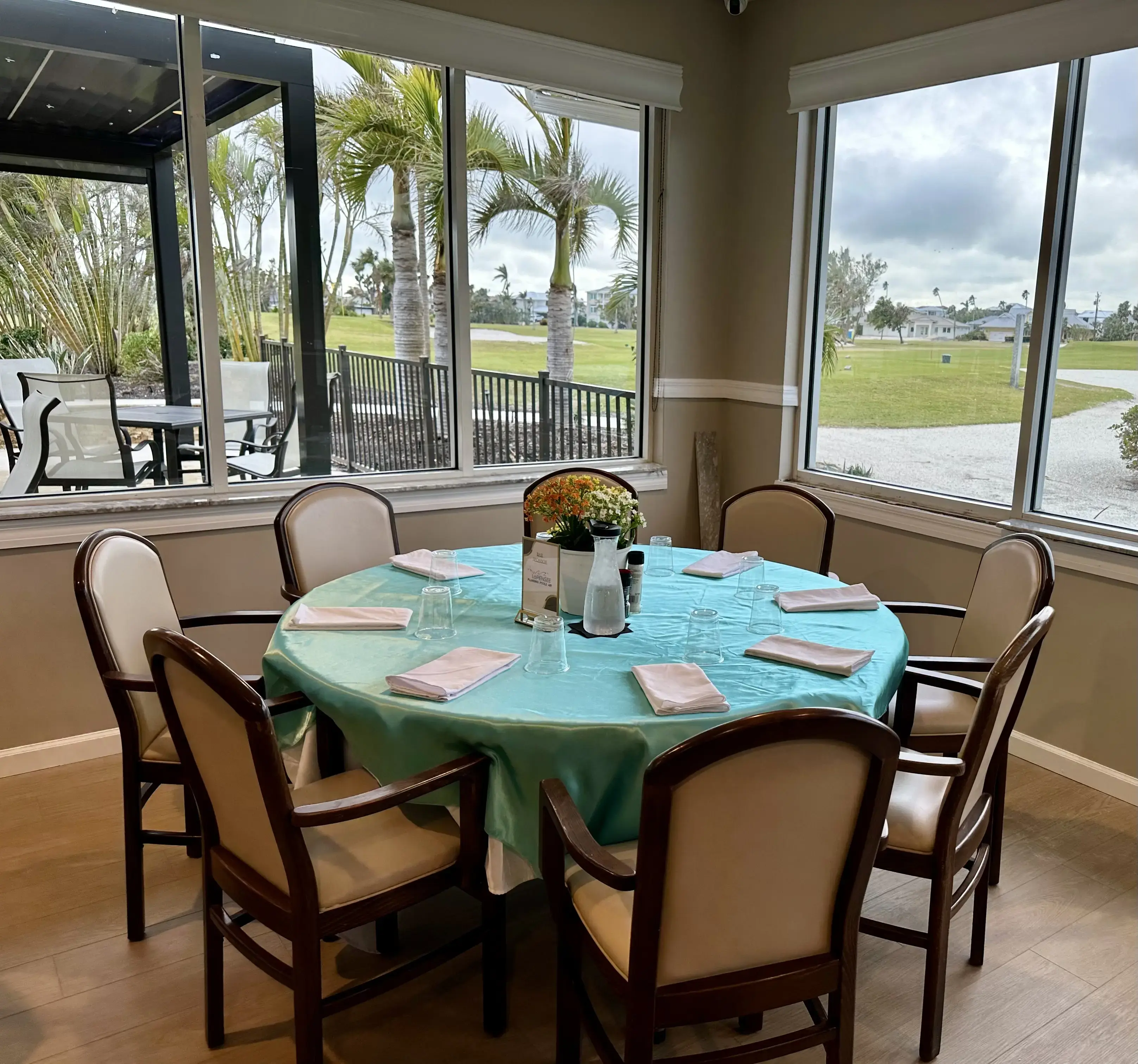Bubbles Linens & Cleaning Services - Image 12