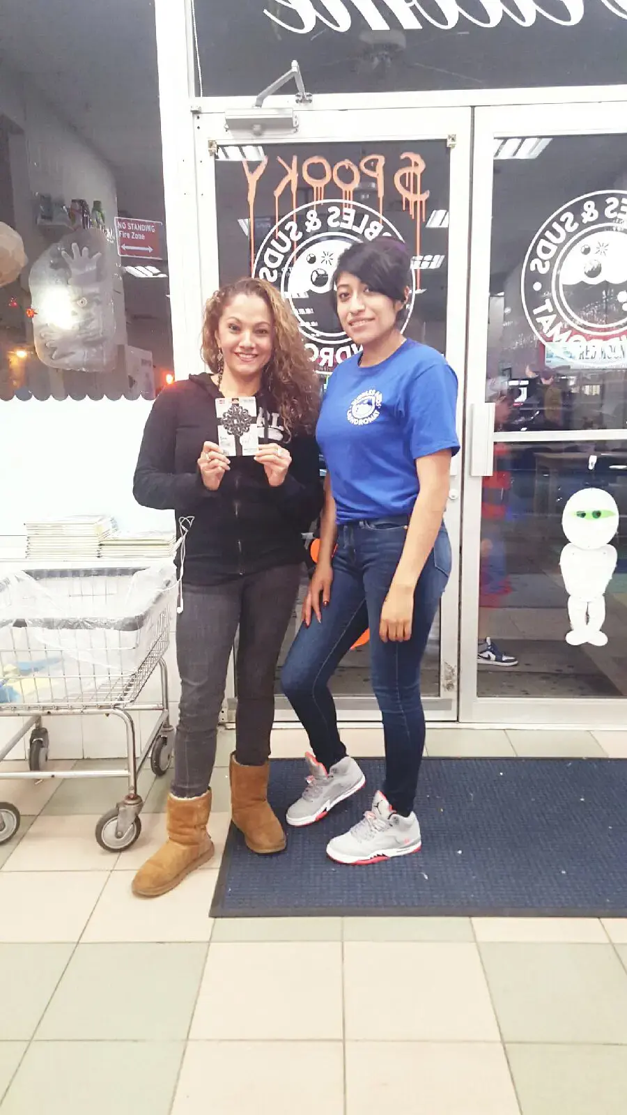 Bubbles & Suds Laundromat - Image 6