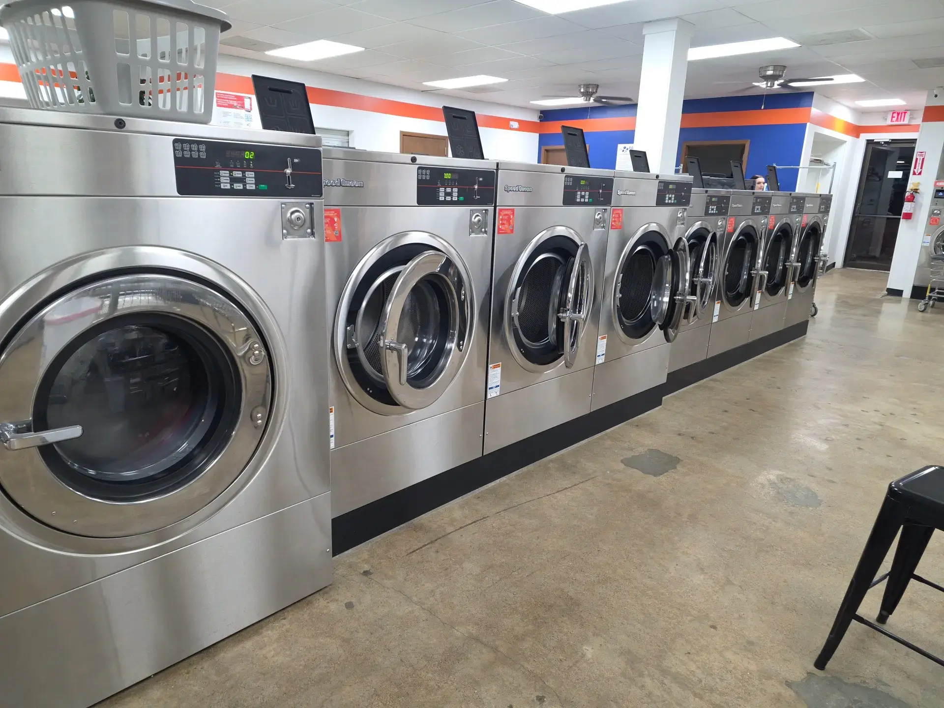 Bubbles Wash House location