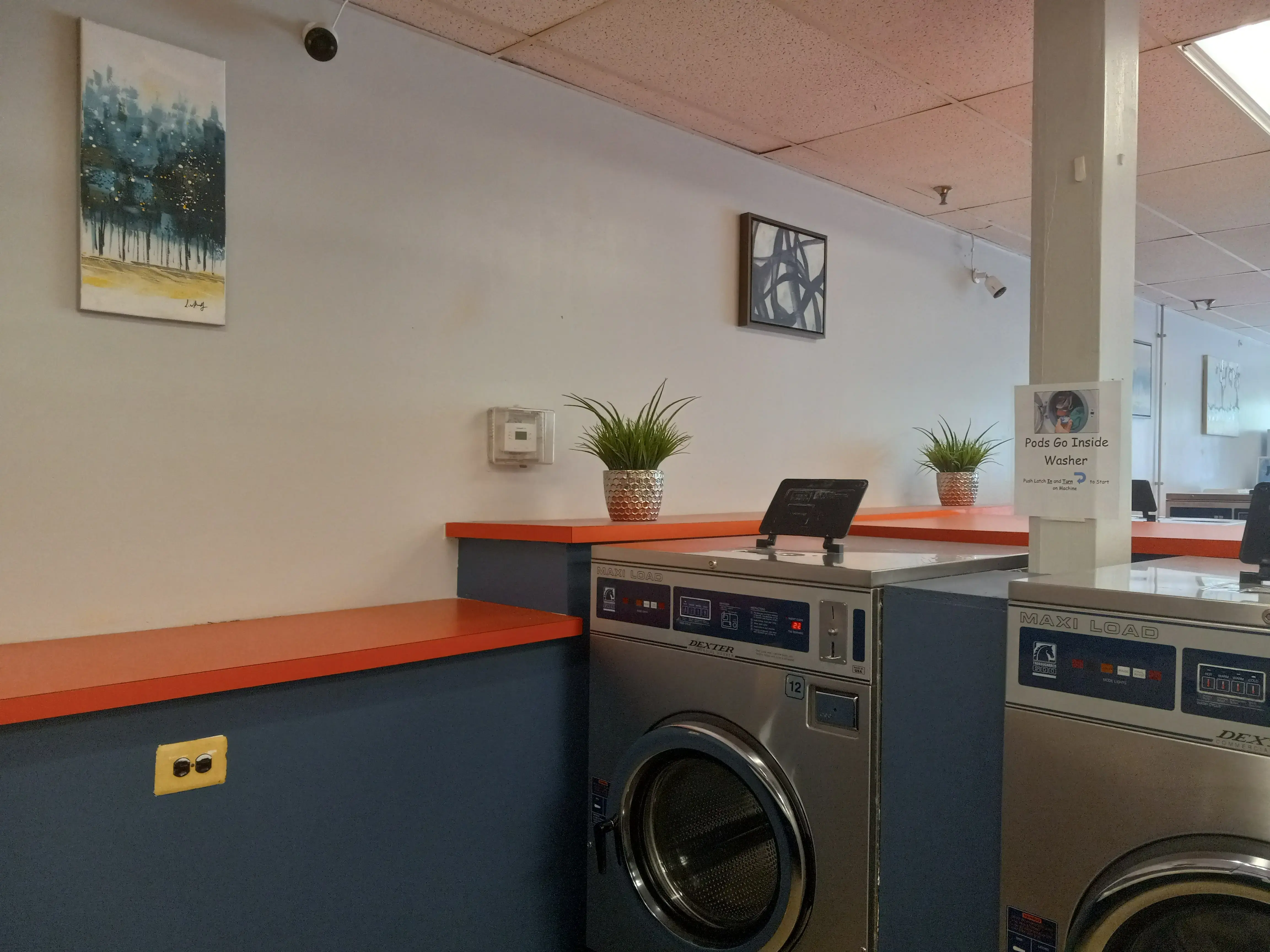 Bubblez Laundromat thumbnail 16