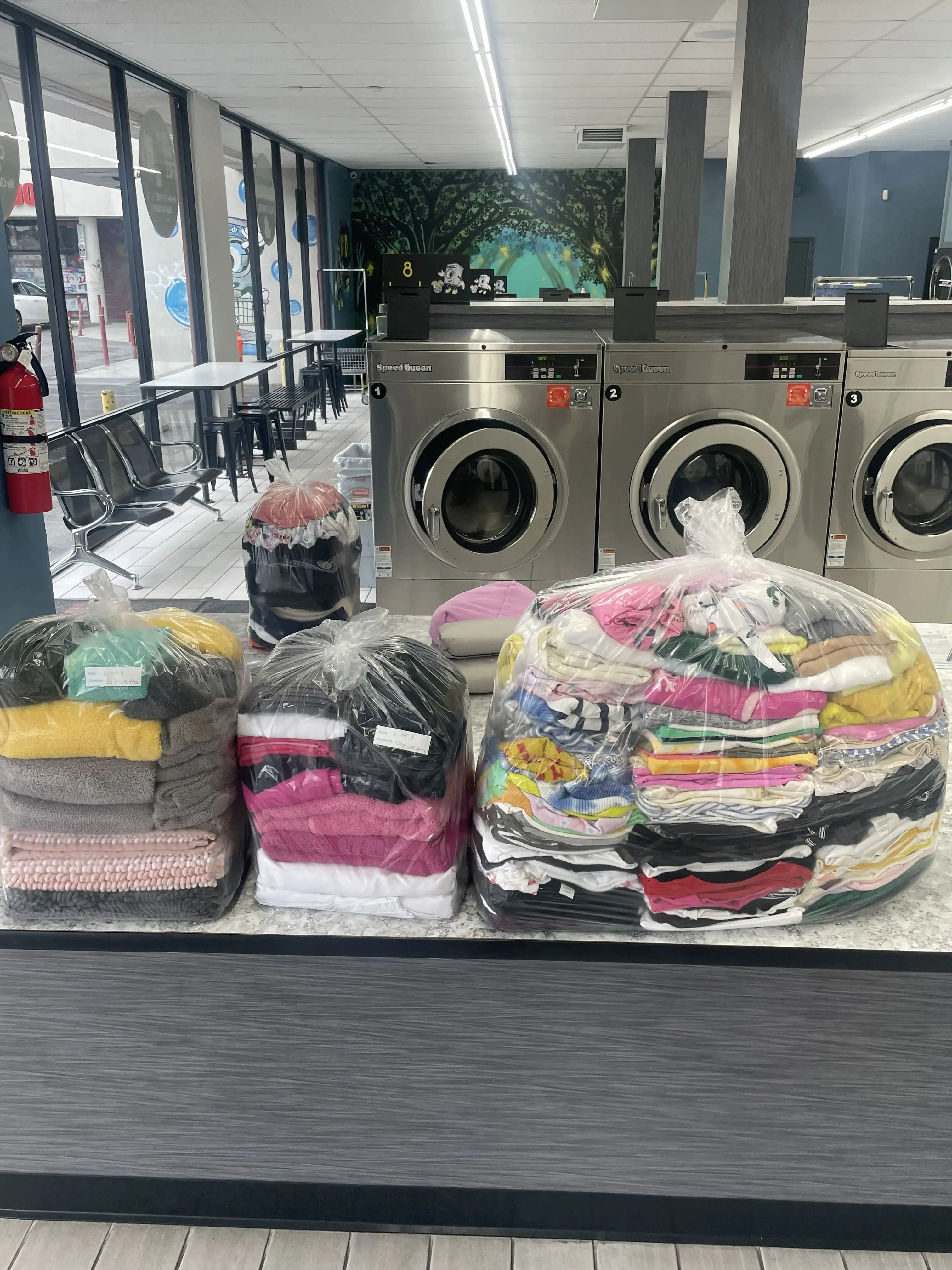 BubblyMat Laundry | Wash & Fold - Image 11