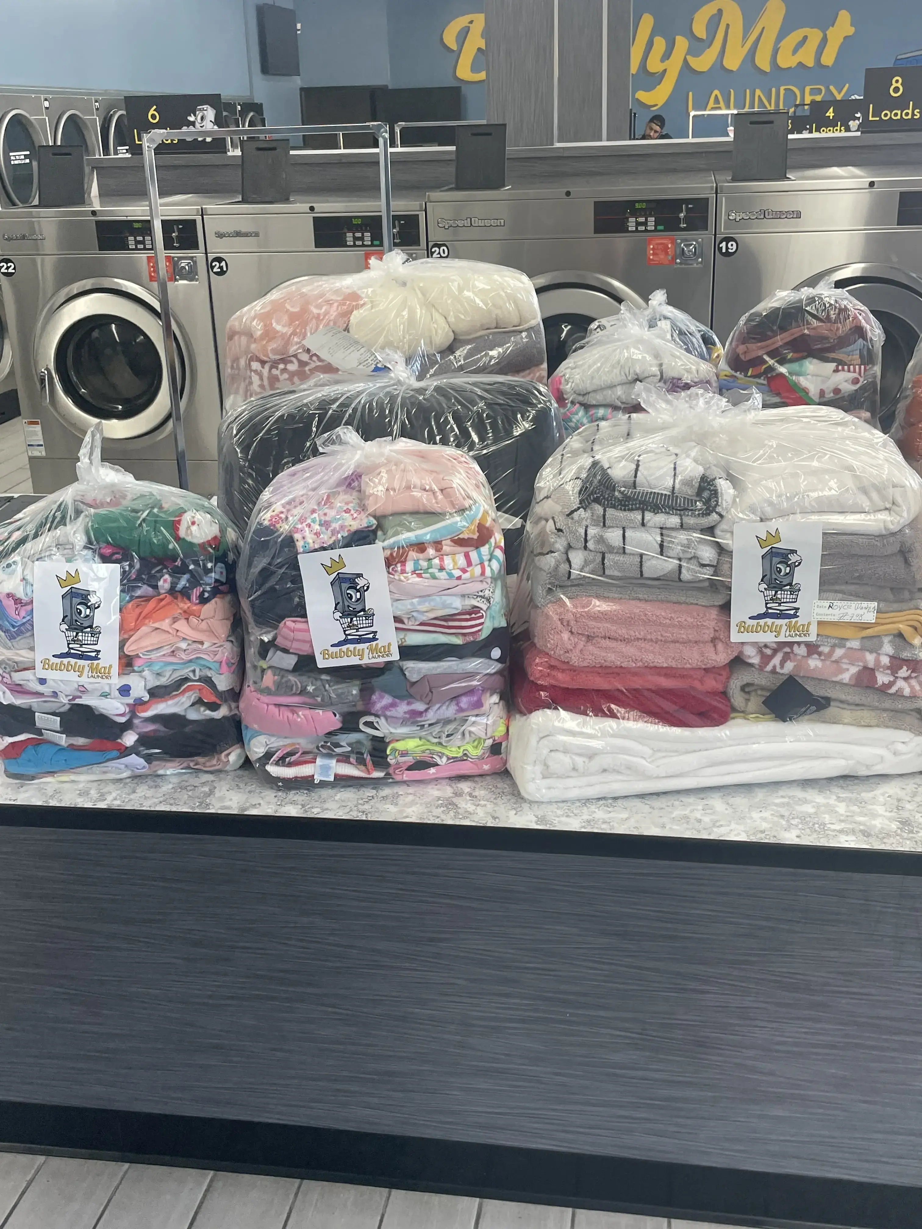 BubblyMat Laundry | Wash & Fold - Image 15