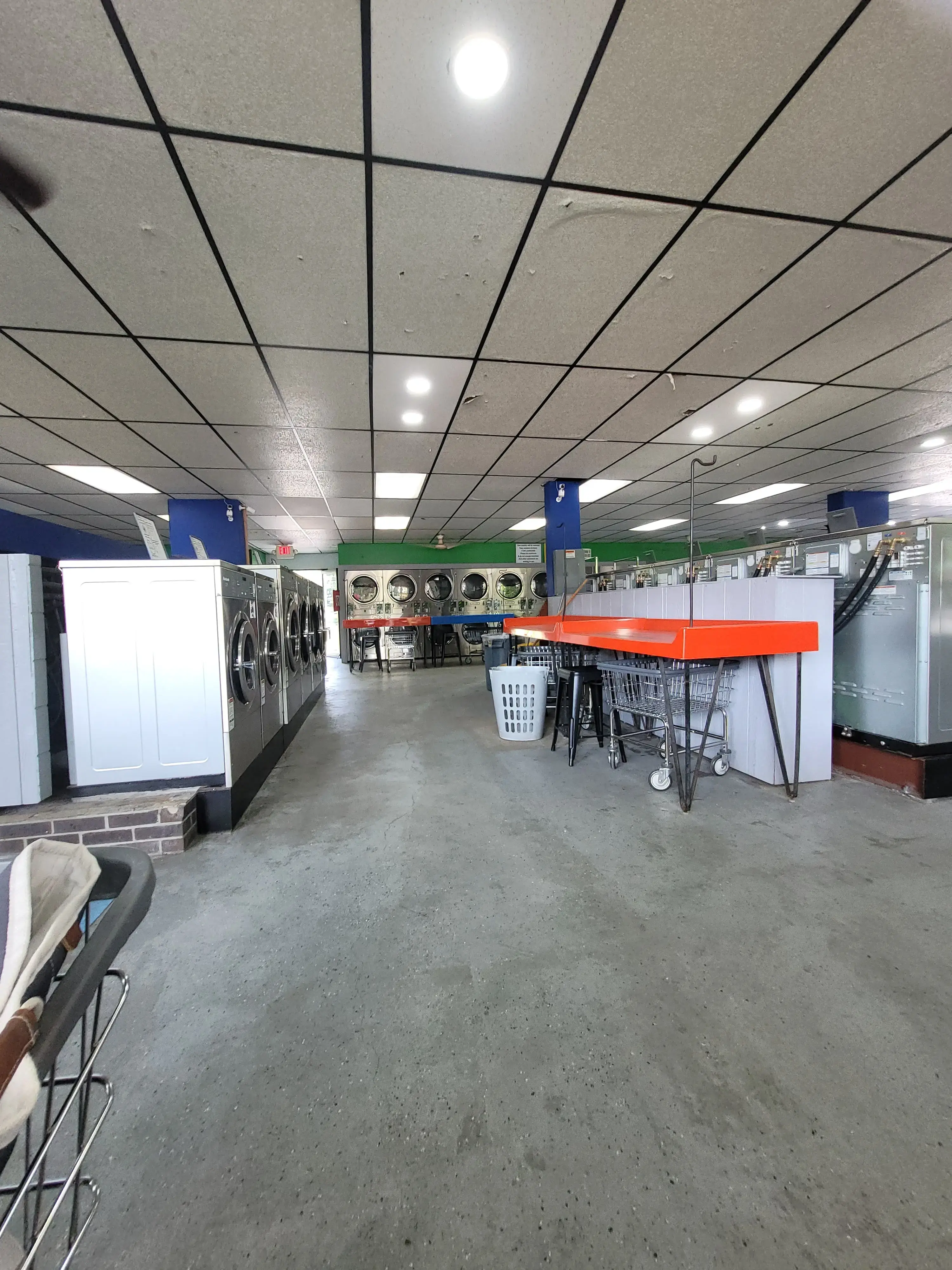 Bub's Laundry - Image 18