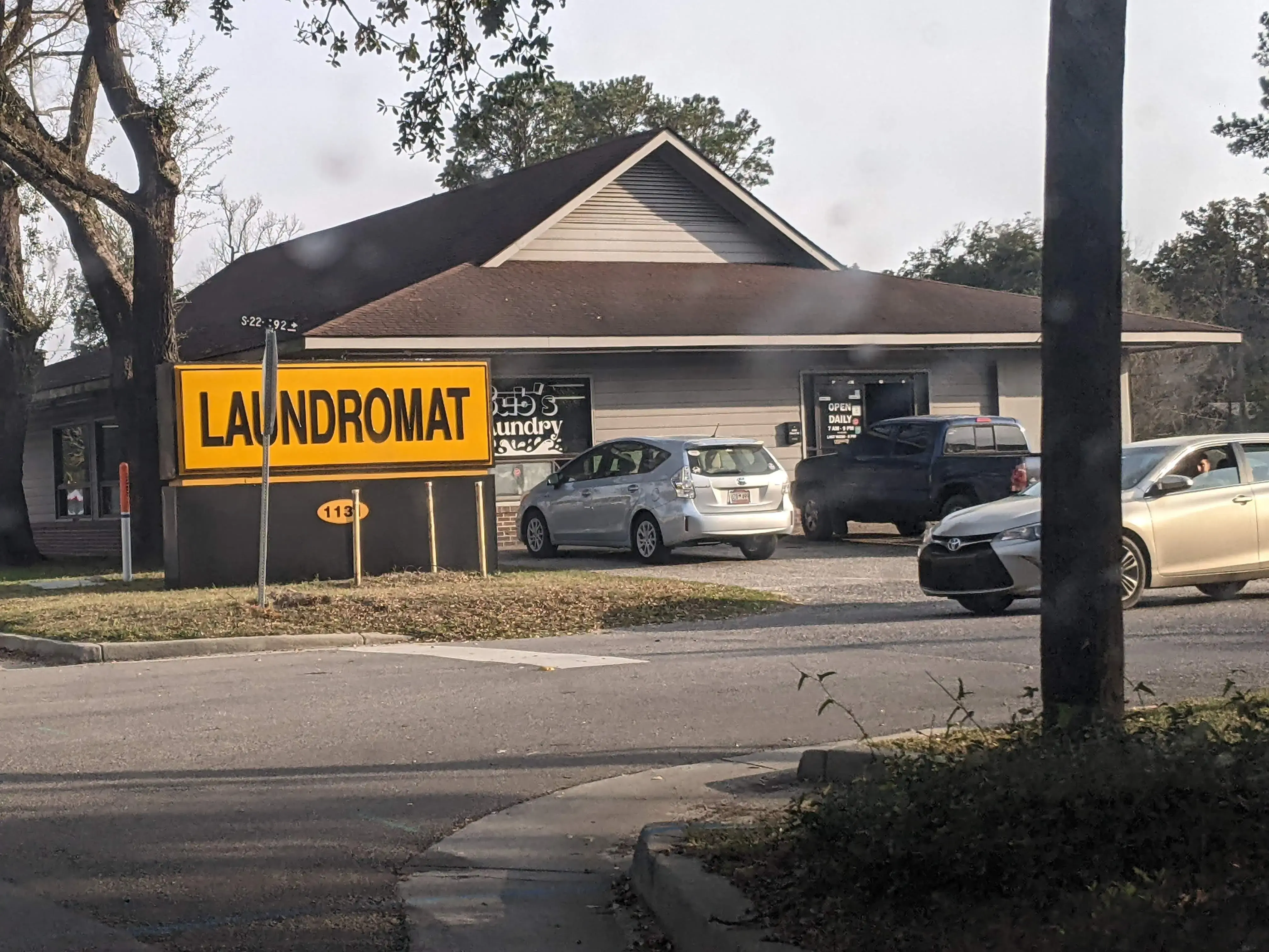 Bub's Laundry thumbnail 4