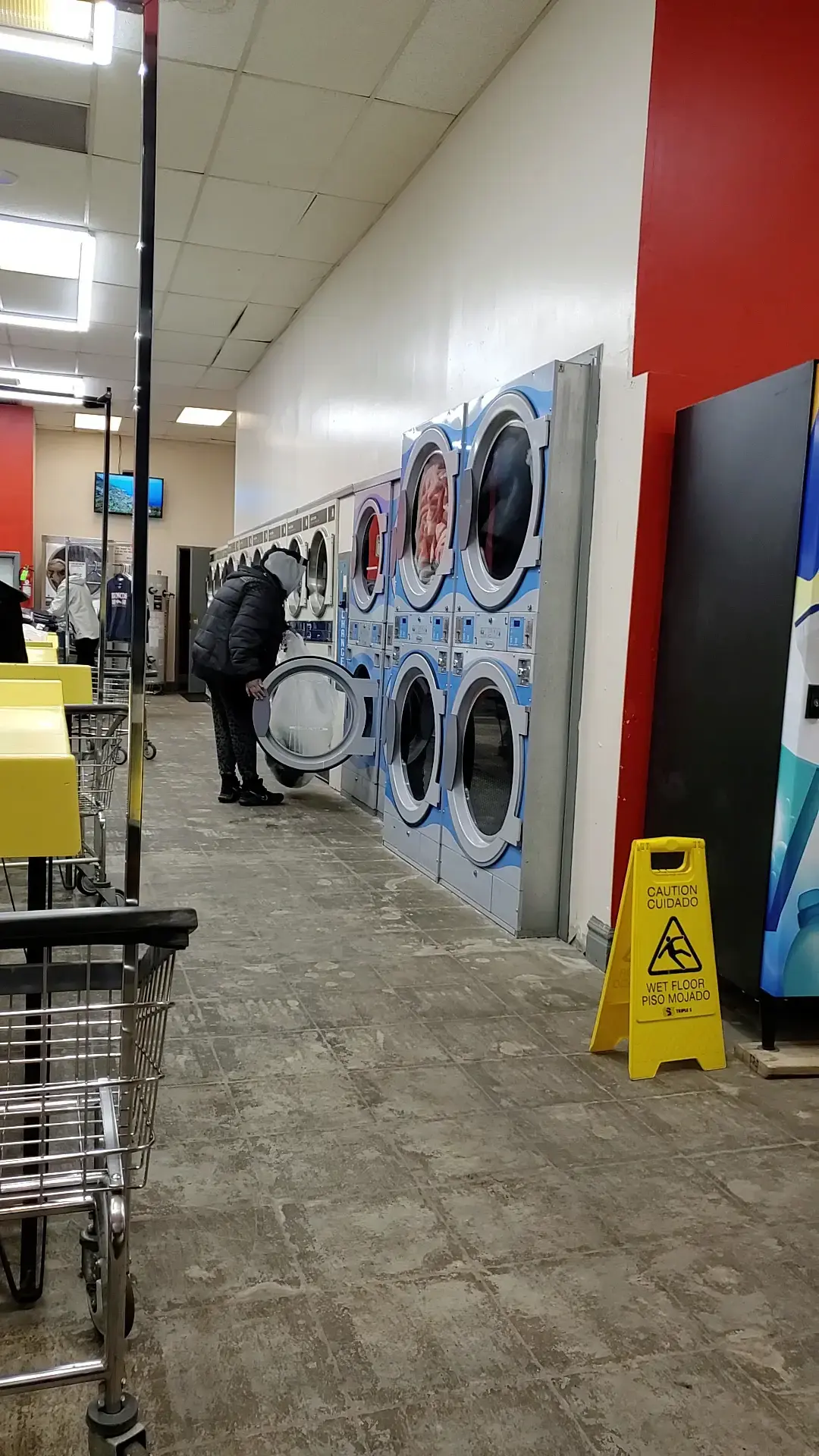 Buckley & Mexico Laundry thumbnail 8