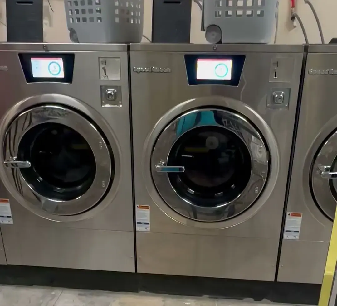 Buckley & Mexico Laundry thumbnail 2