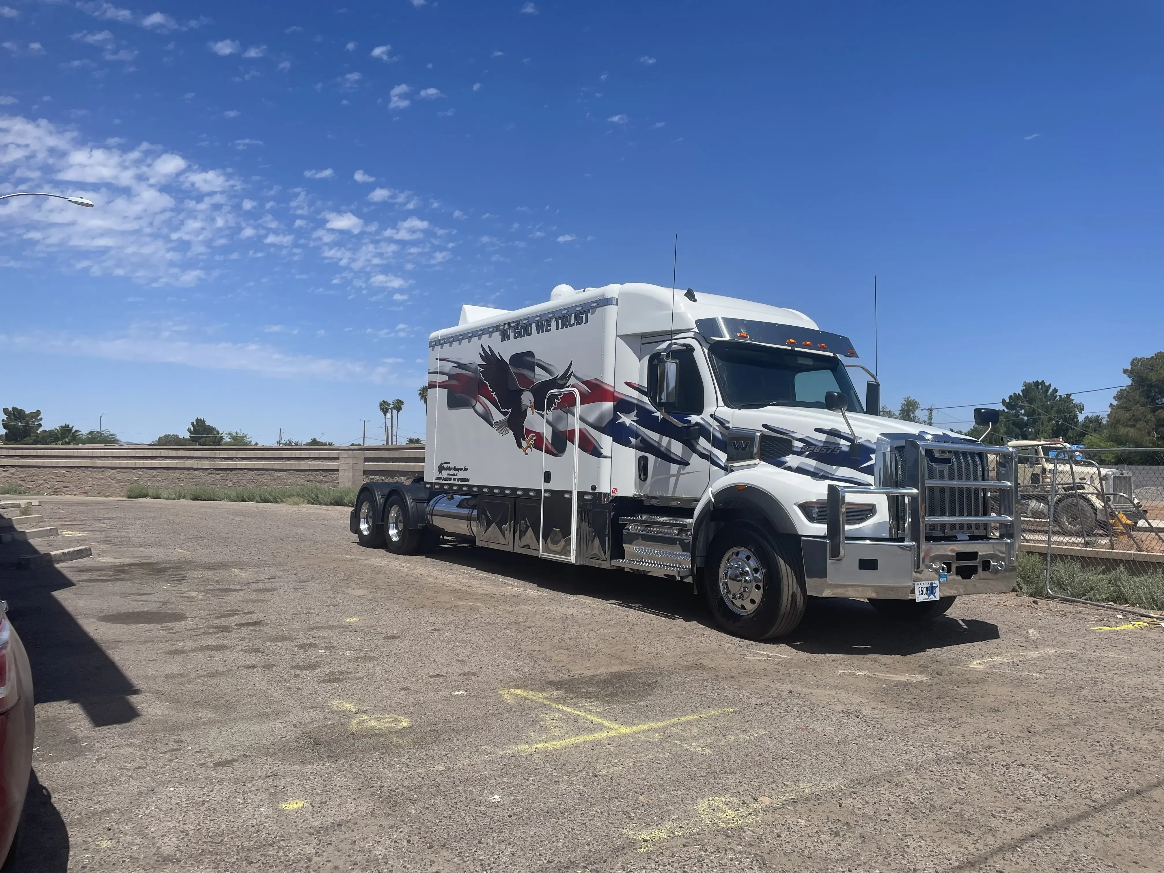 Buck's Kwik-Kleen Laundromat thumbnail 8