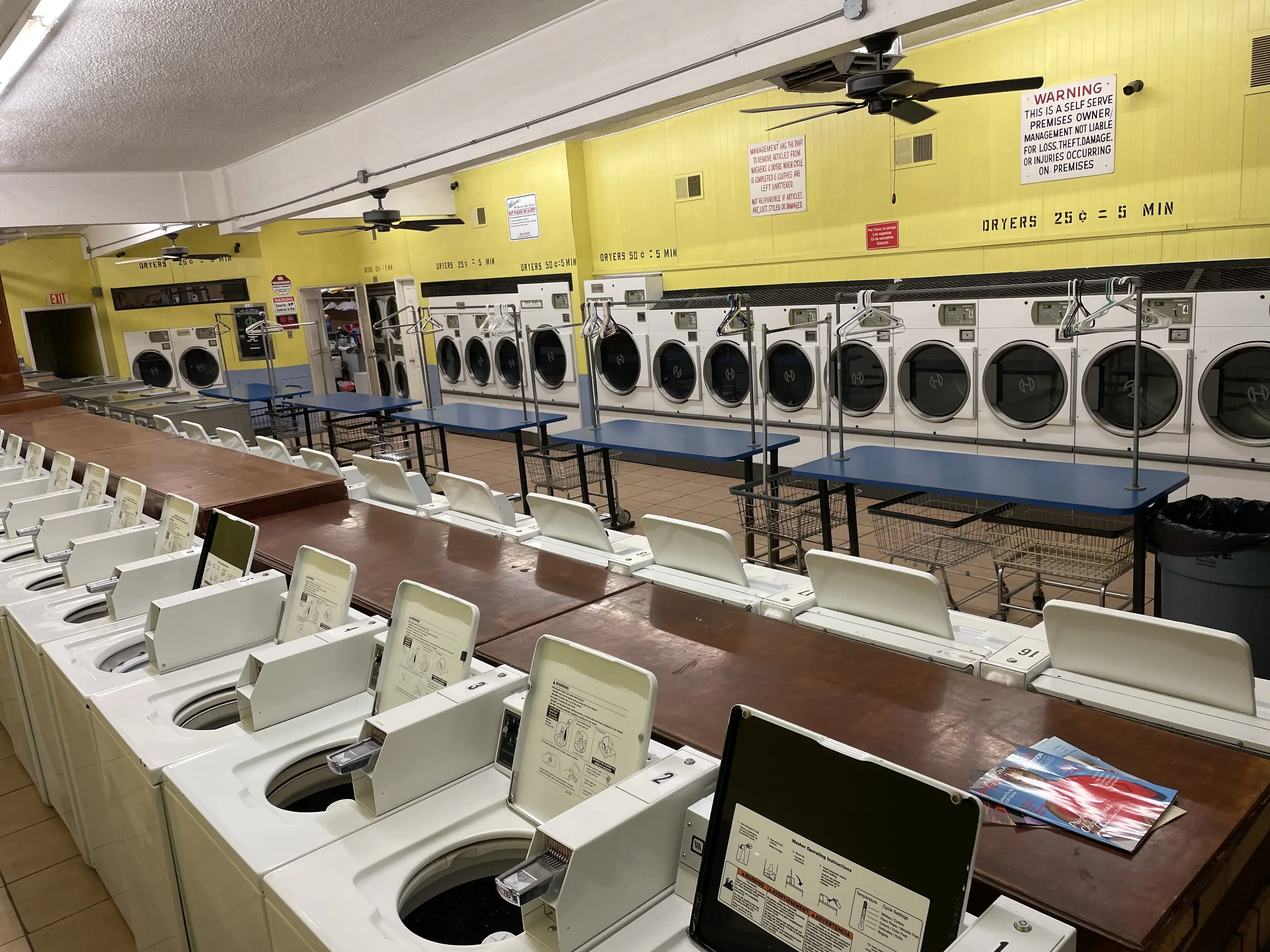 Buck's Kwik-Kleen Laundromat thumbnail 2