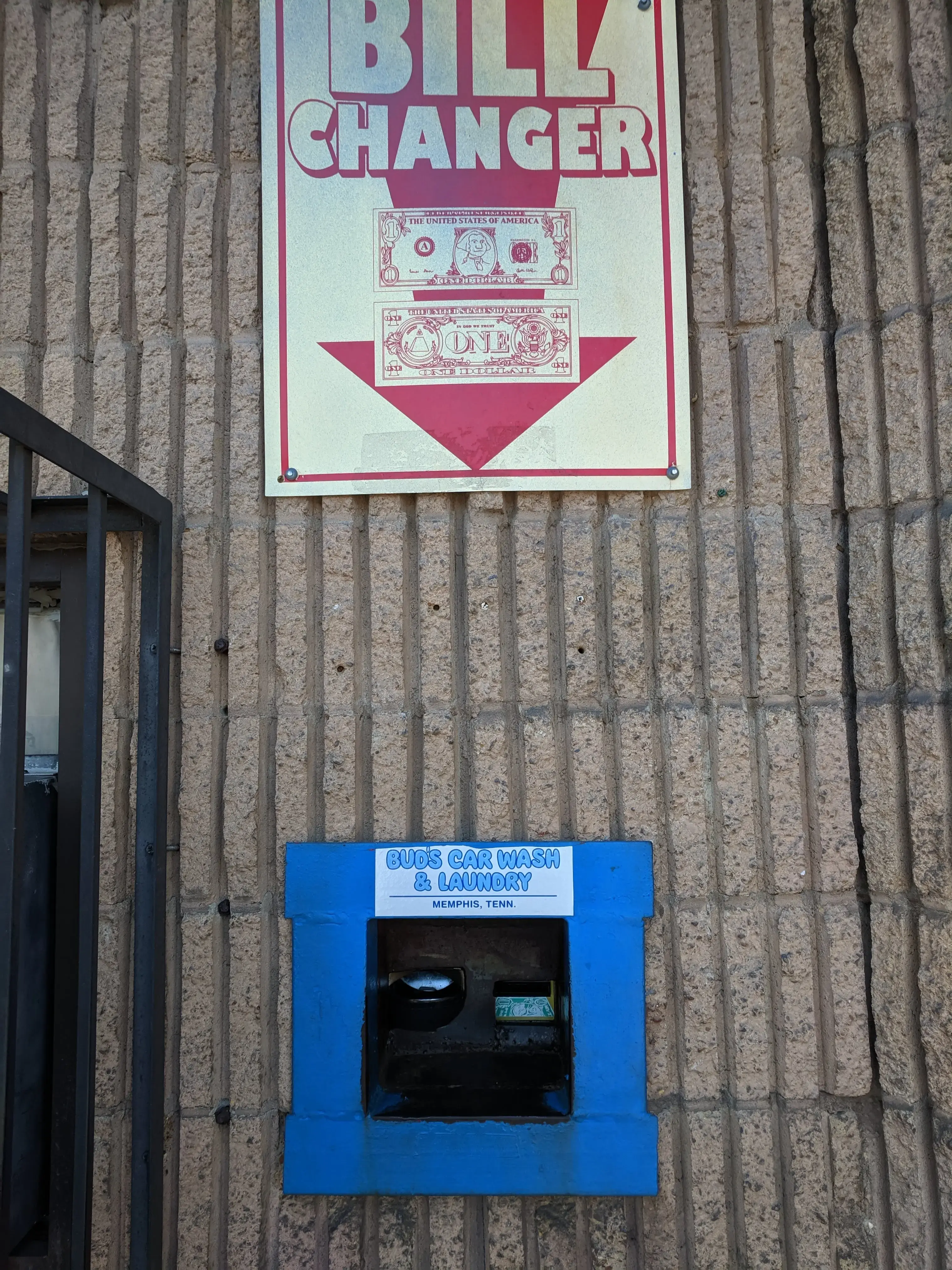 Bud’s Car Wash and Laundry - Image 11