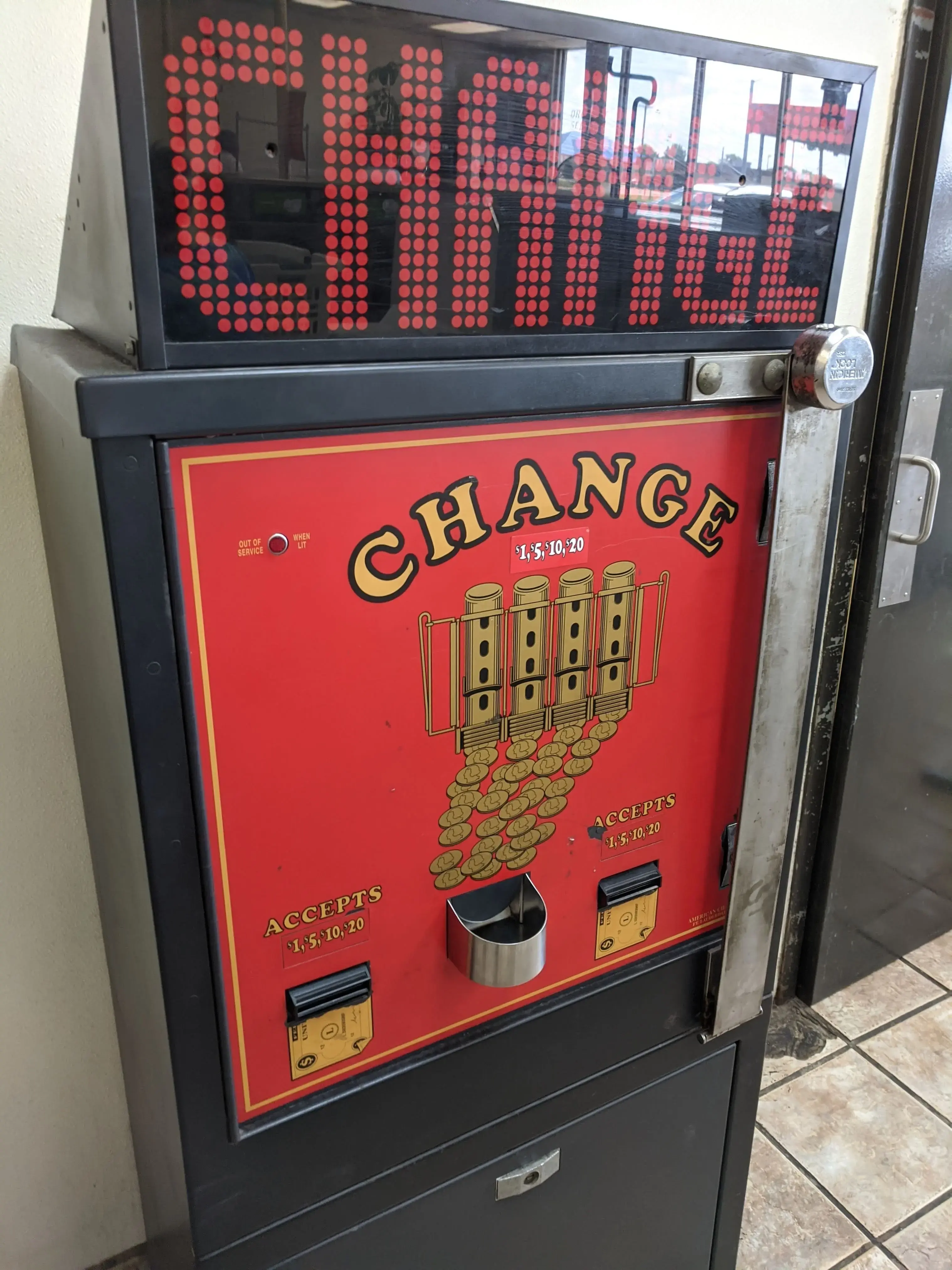 Bud's Car Wash and Laundry - Image 8