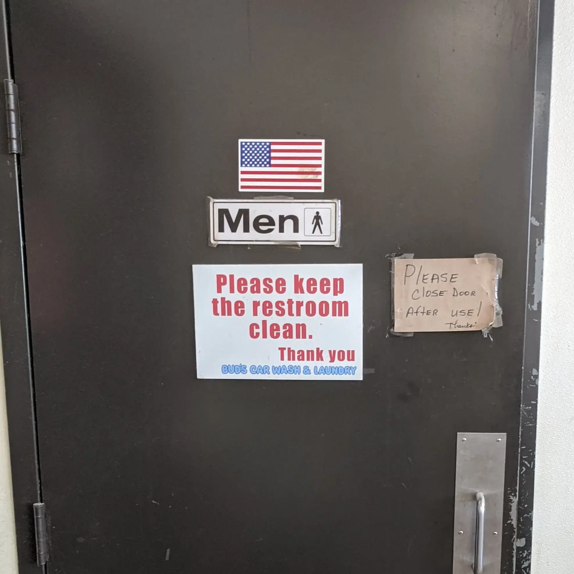 Bud's Car Wash and Laundry thumbnail 10