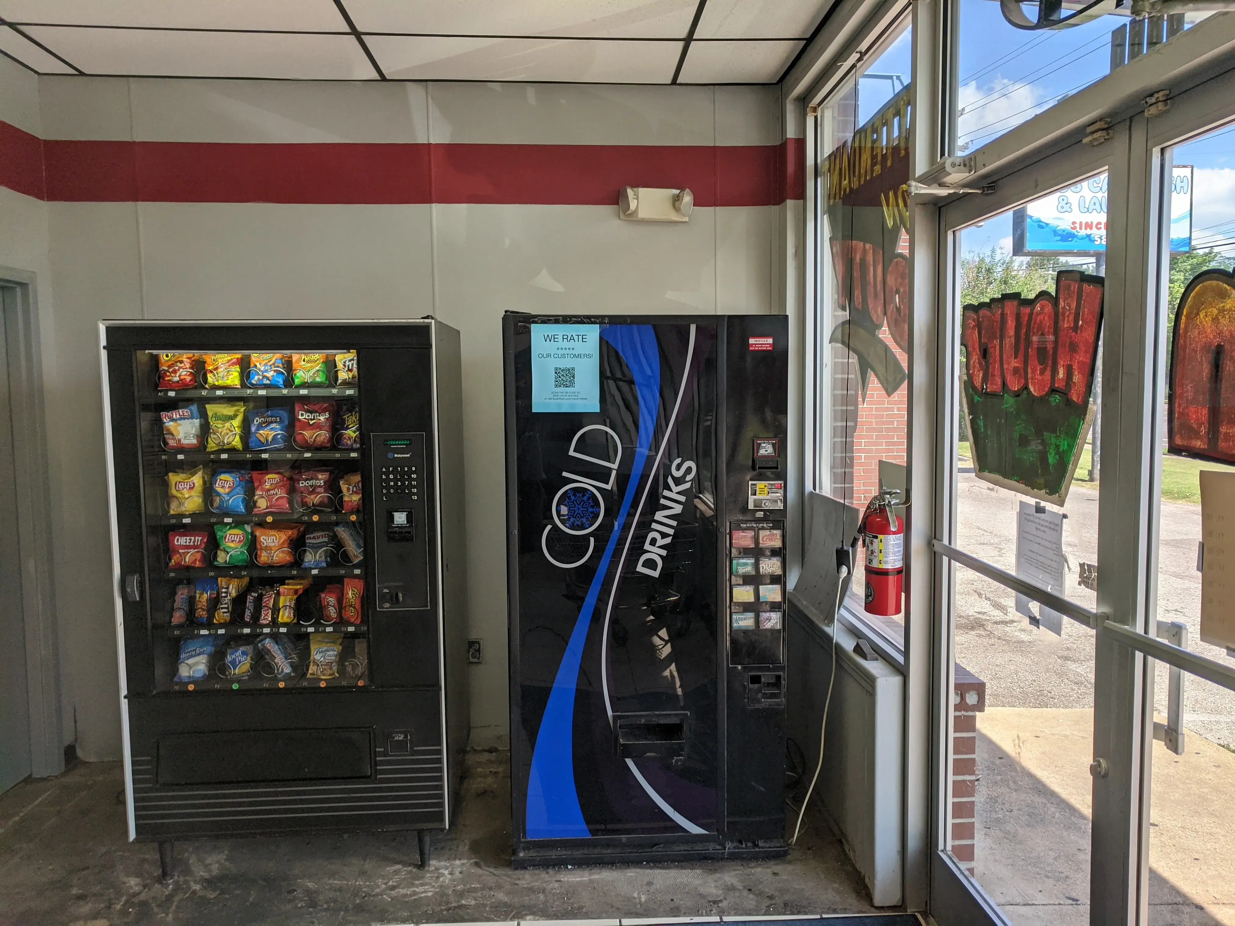 Bud's Car Wash and Laundry - Image 6