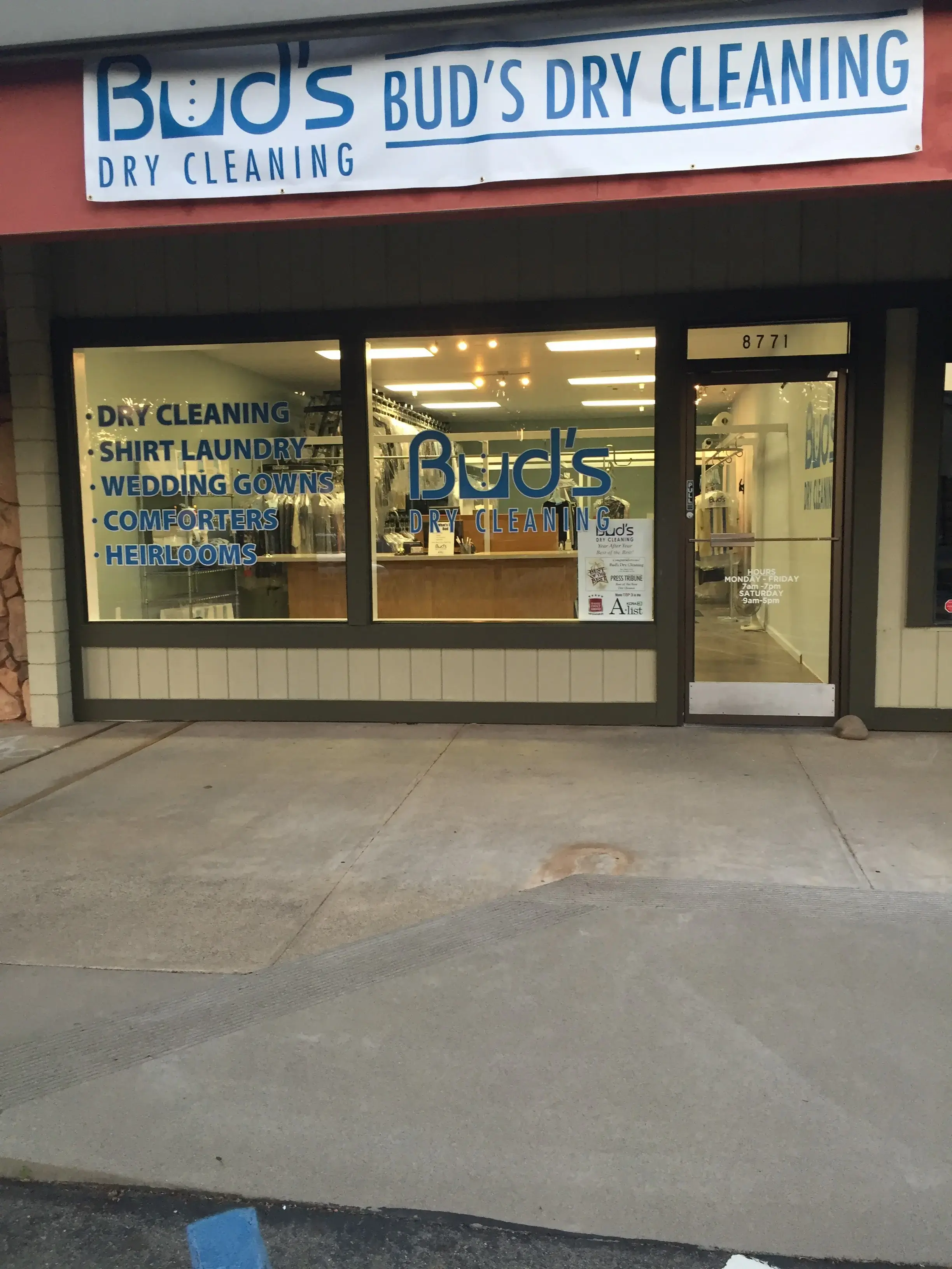 Bud's Dry Cleaning thumbnail 6