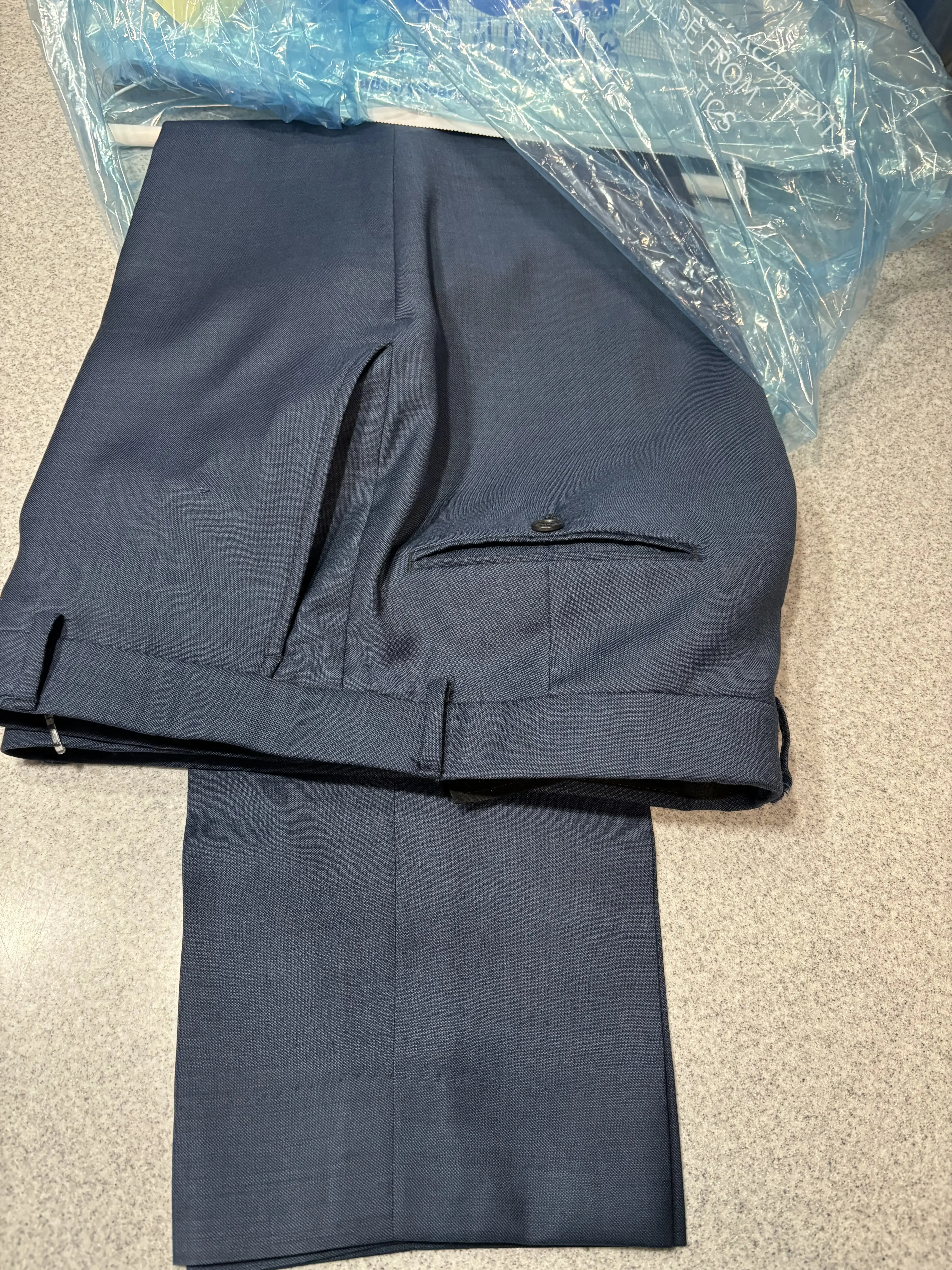 Bud's Dry Cleaning thumbnail 13