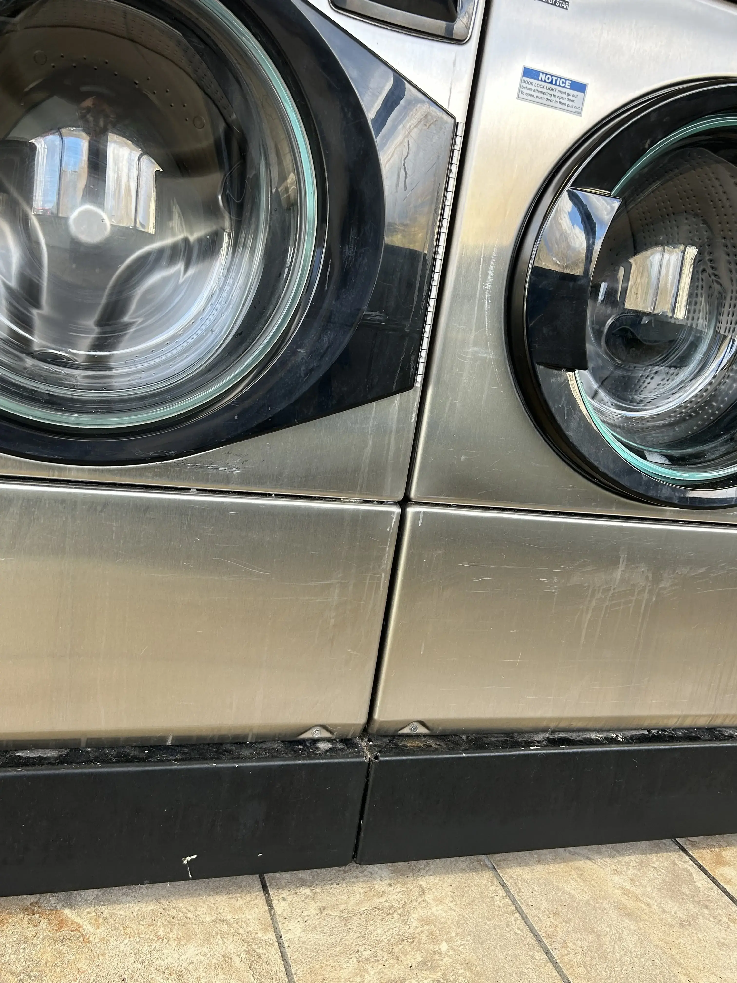 Buena Vista Coin Laundry thumbnail 2