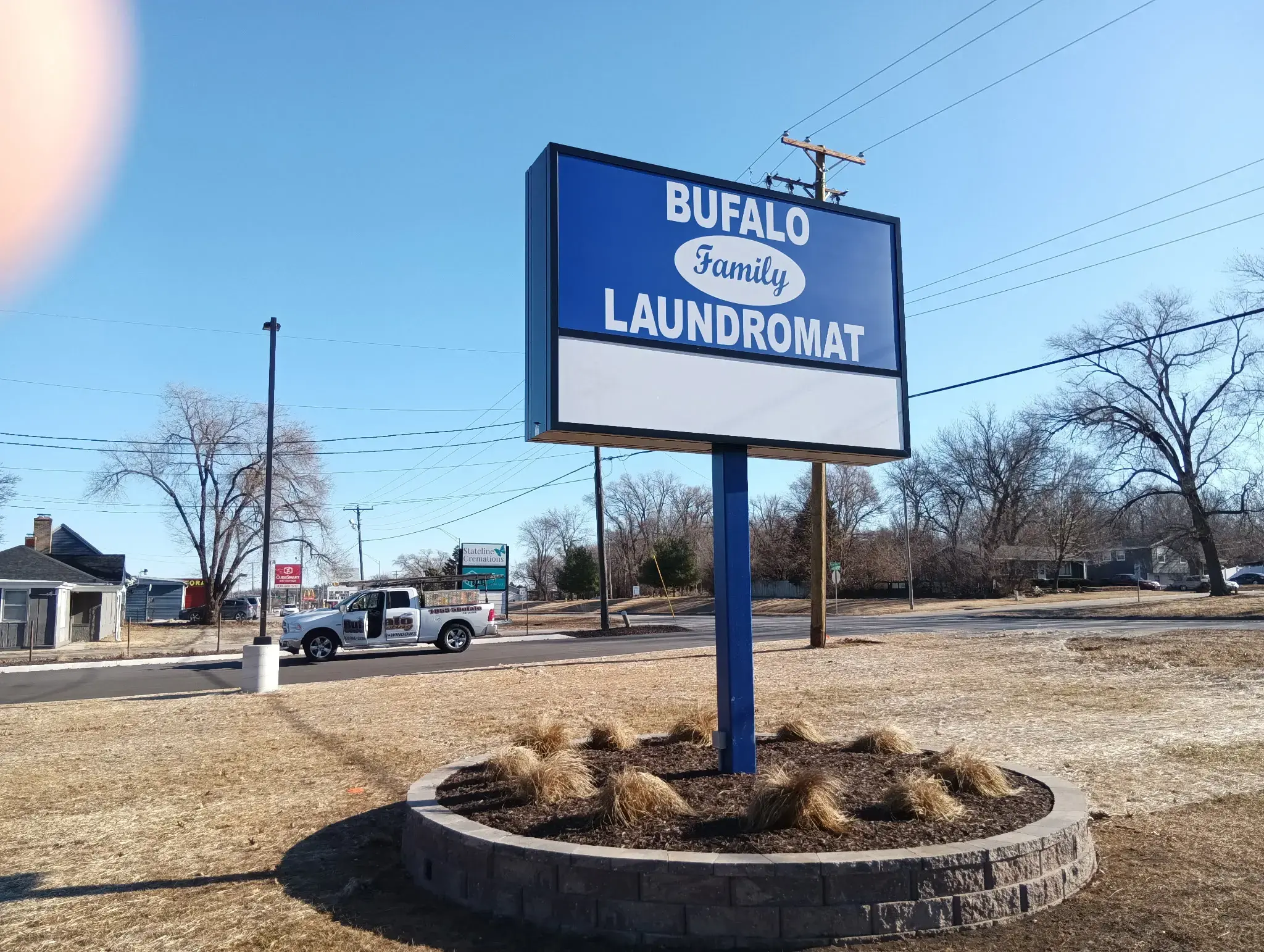 Bufalo Family Laundromat thumbnail 2