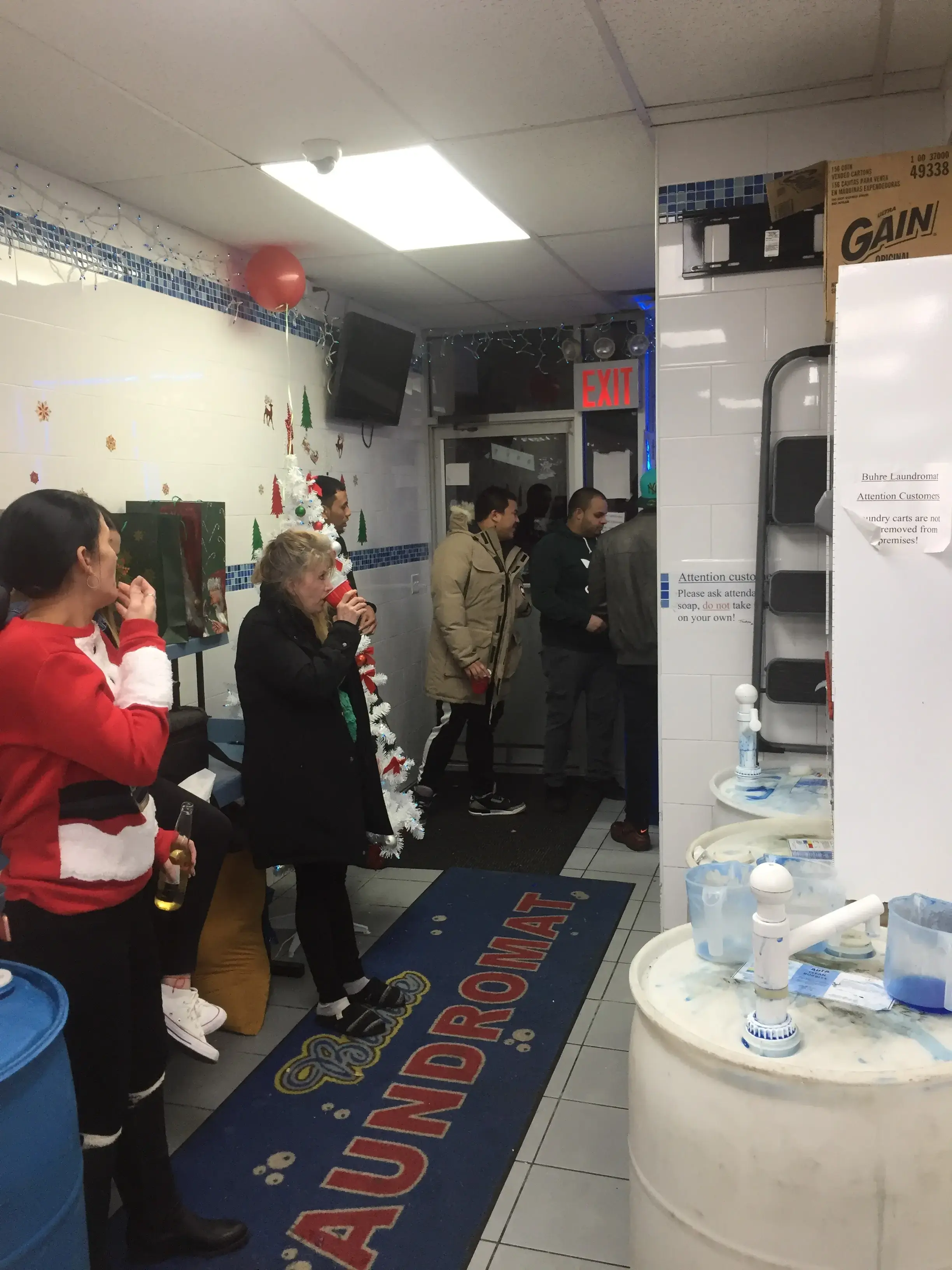 Buhre Laundromat - Image 5