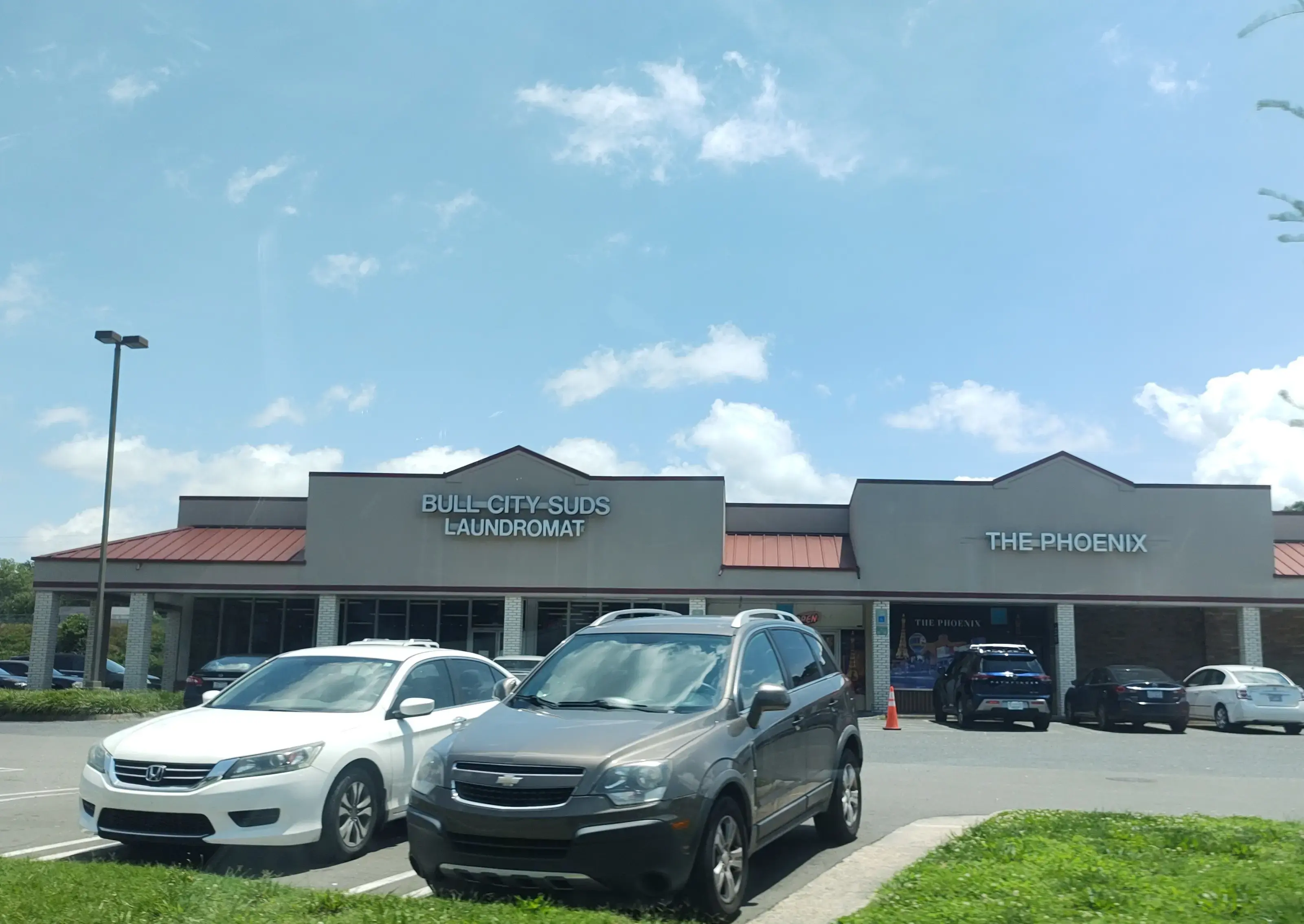 Bull City Suds Laundromat - Image 4
