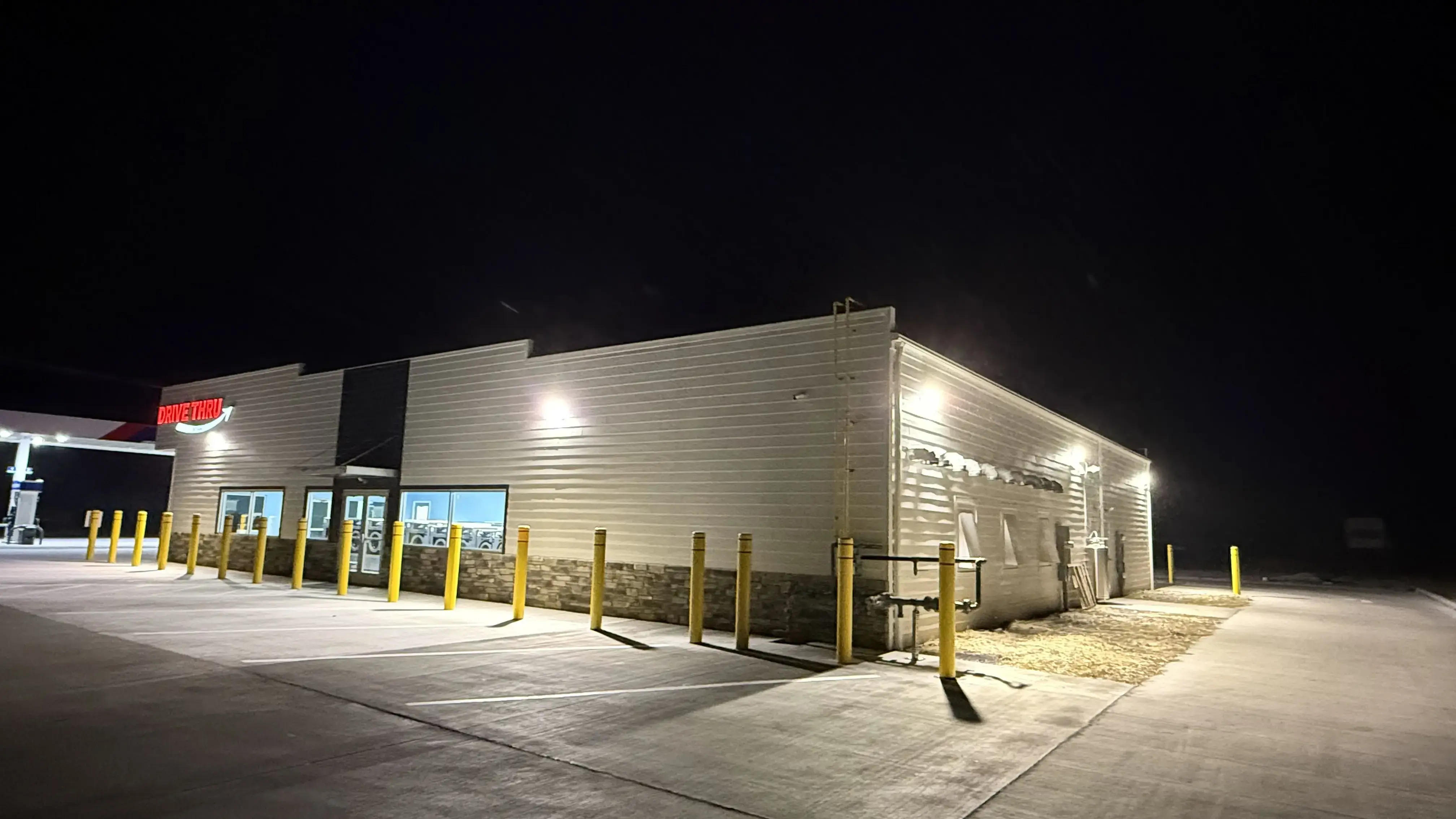 Bulldog Laundromat - Image 6