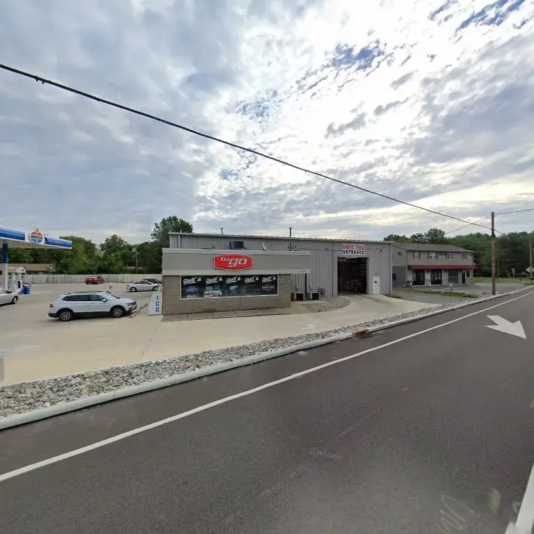 Bulldog Laundromat and GrabnGo Drivethru - Image 6