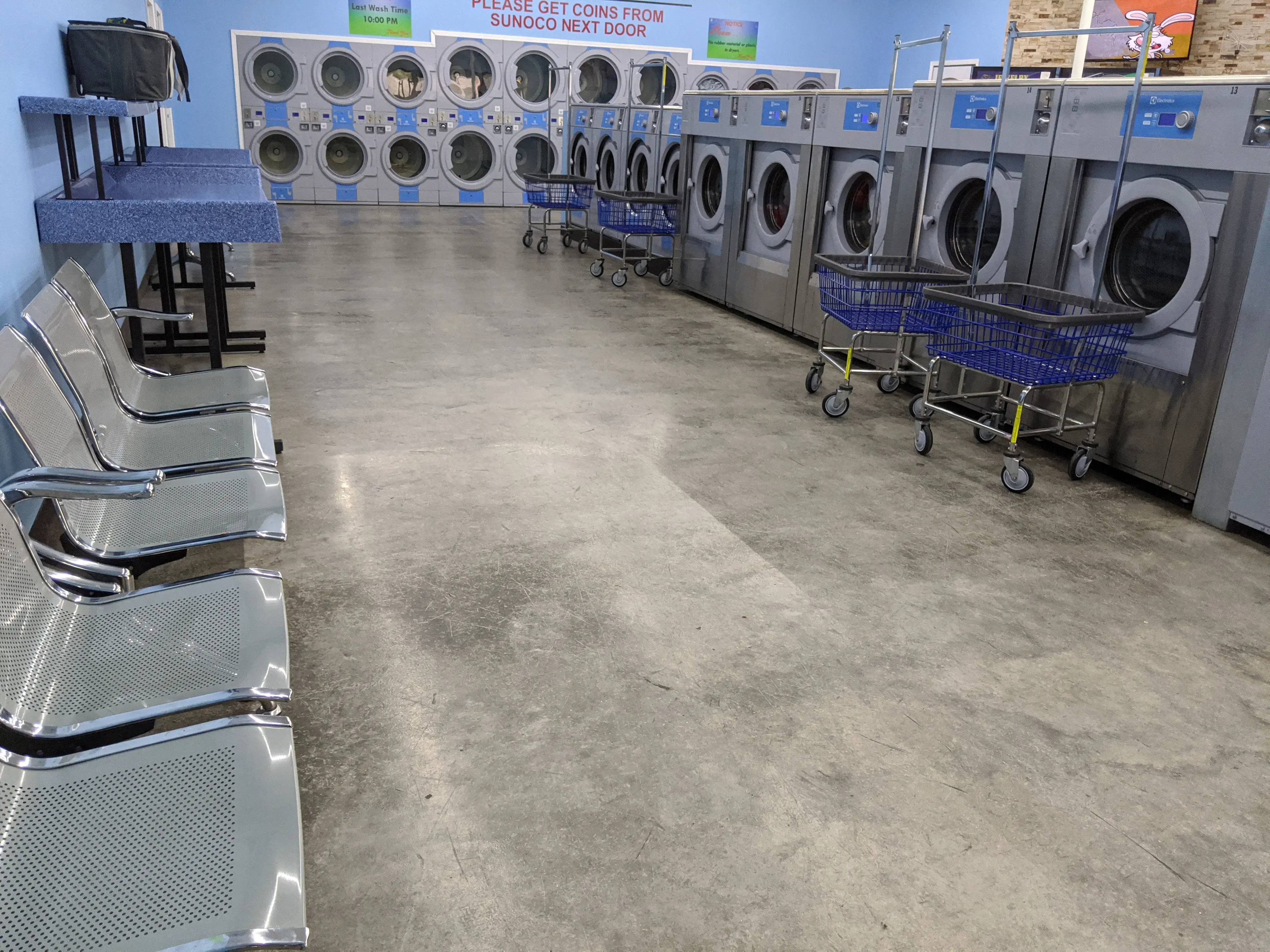 Bulldog Laundromat thumbnail 6