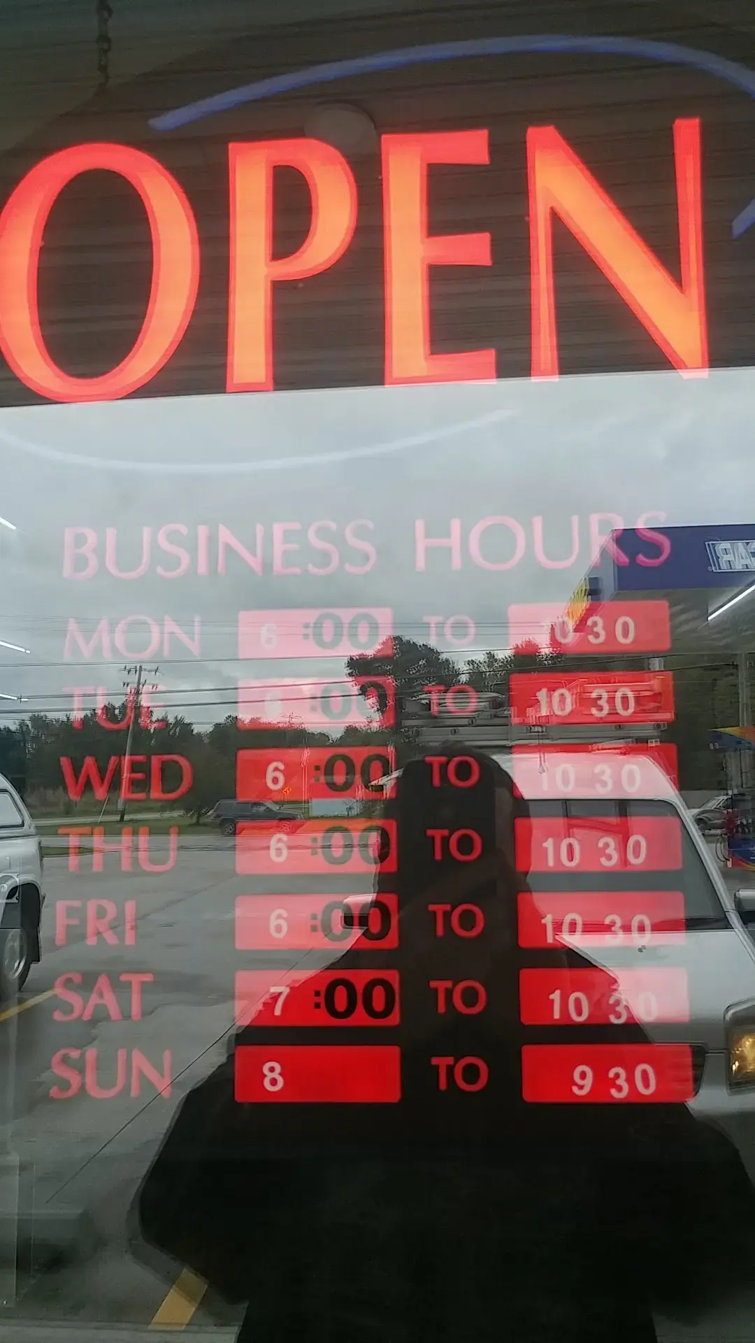 Bulldog Laundromat thumbnail 14