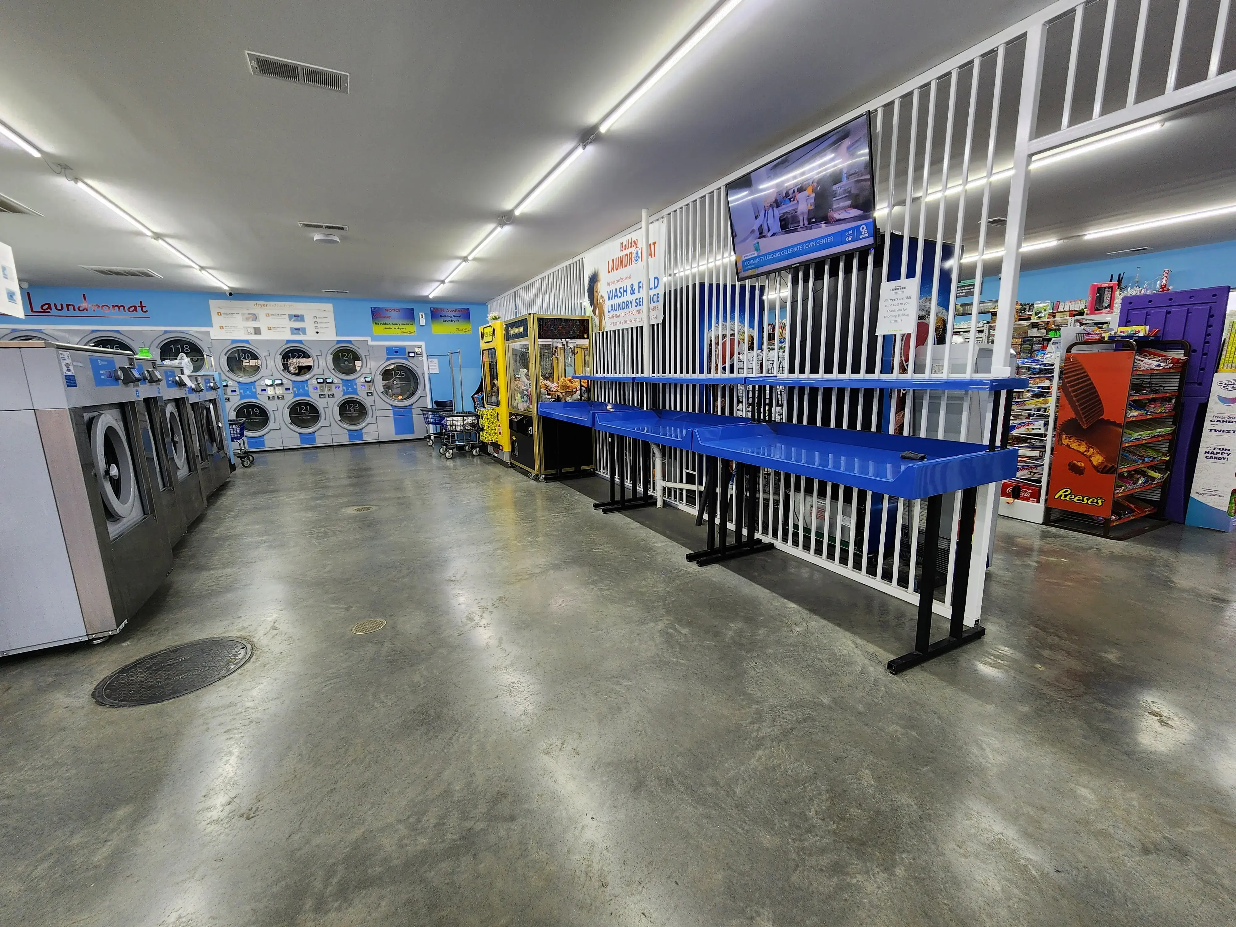 Bulldog Laundromat - Image 8