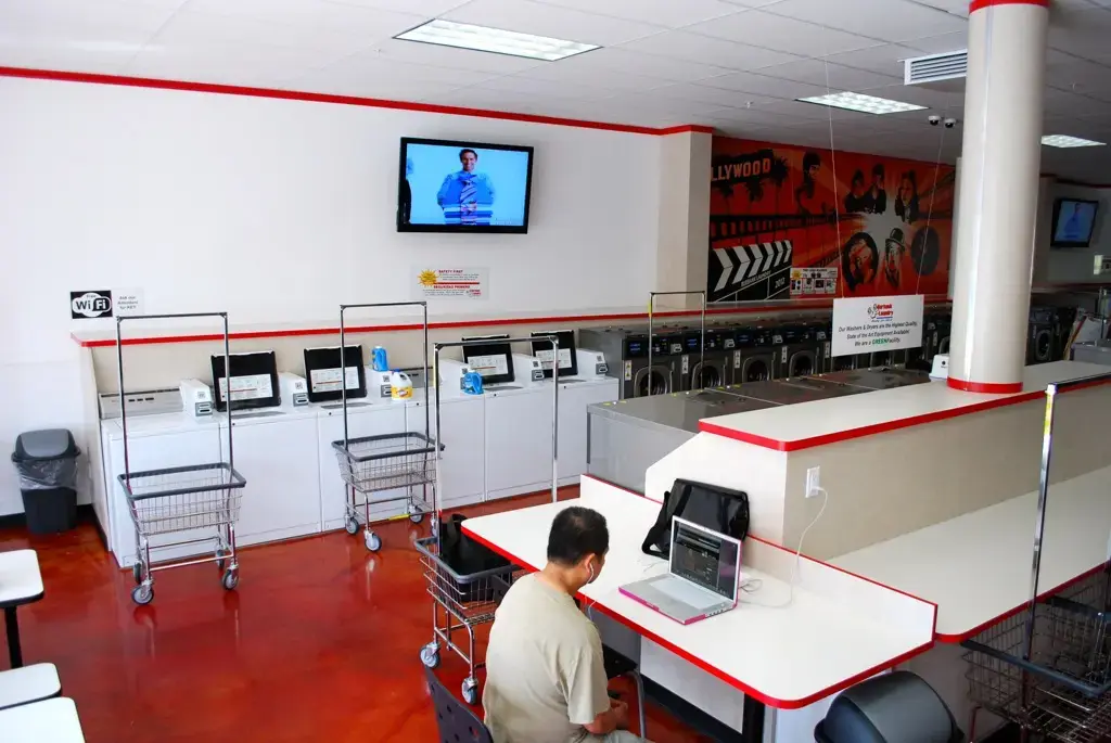 Burbank Laundry - Image 12