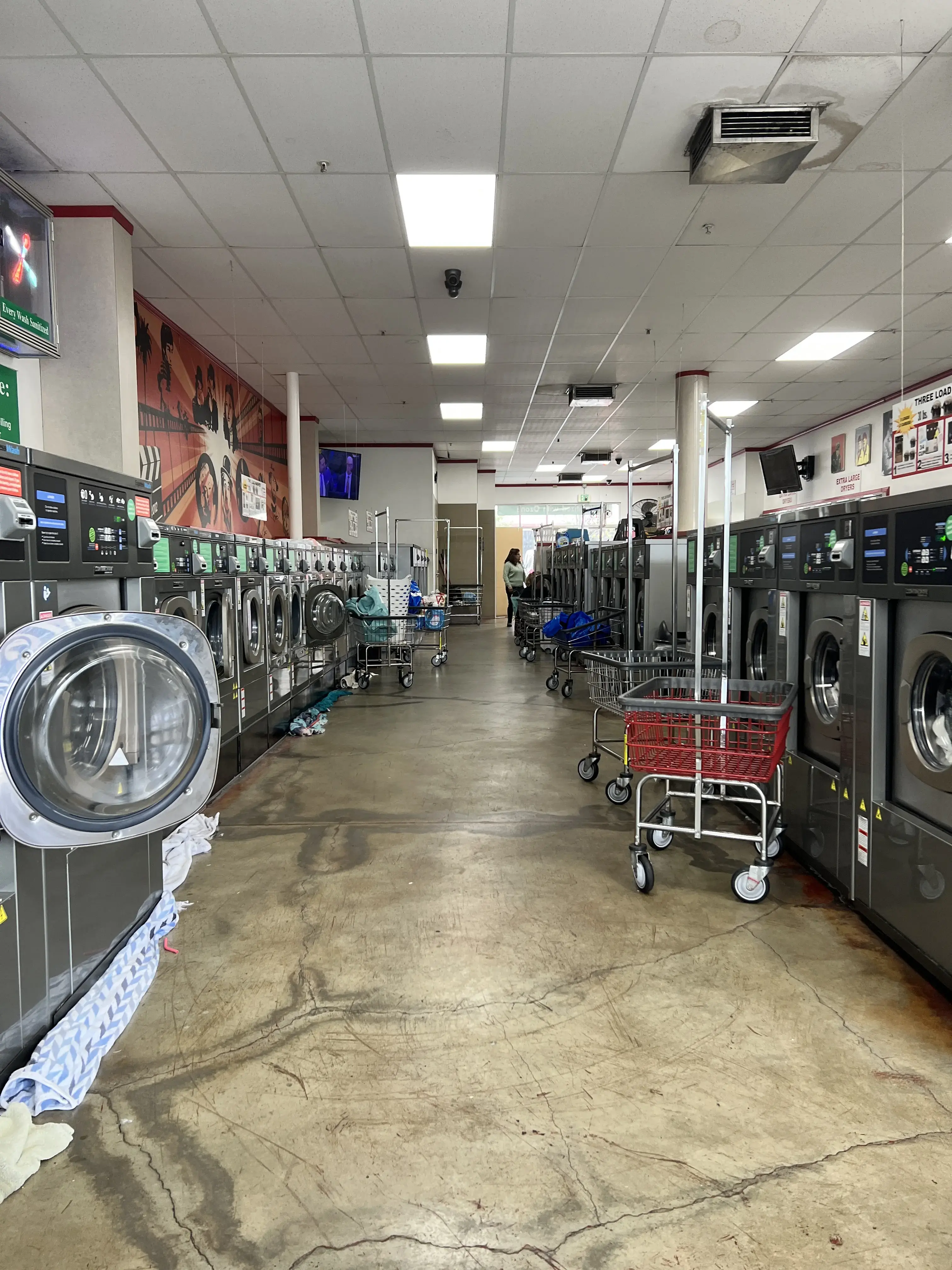 Burbank Laundry thumbnail 4