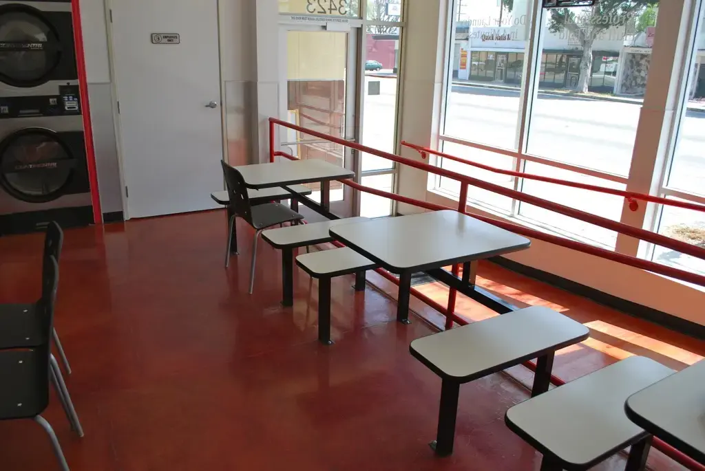 Burbank Laundry - Image 11