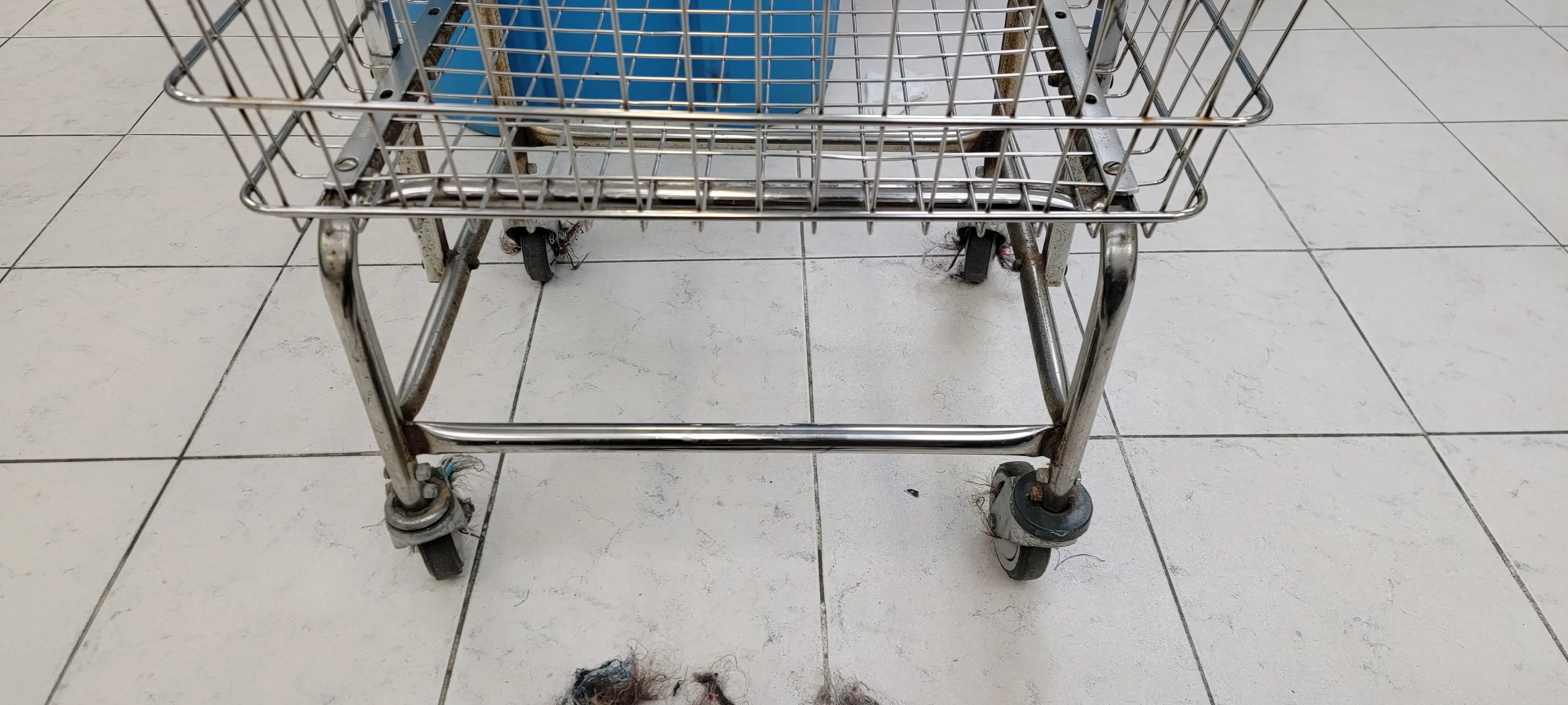 Burlingame Laundromat - Image 17
