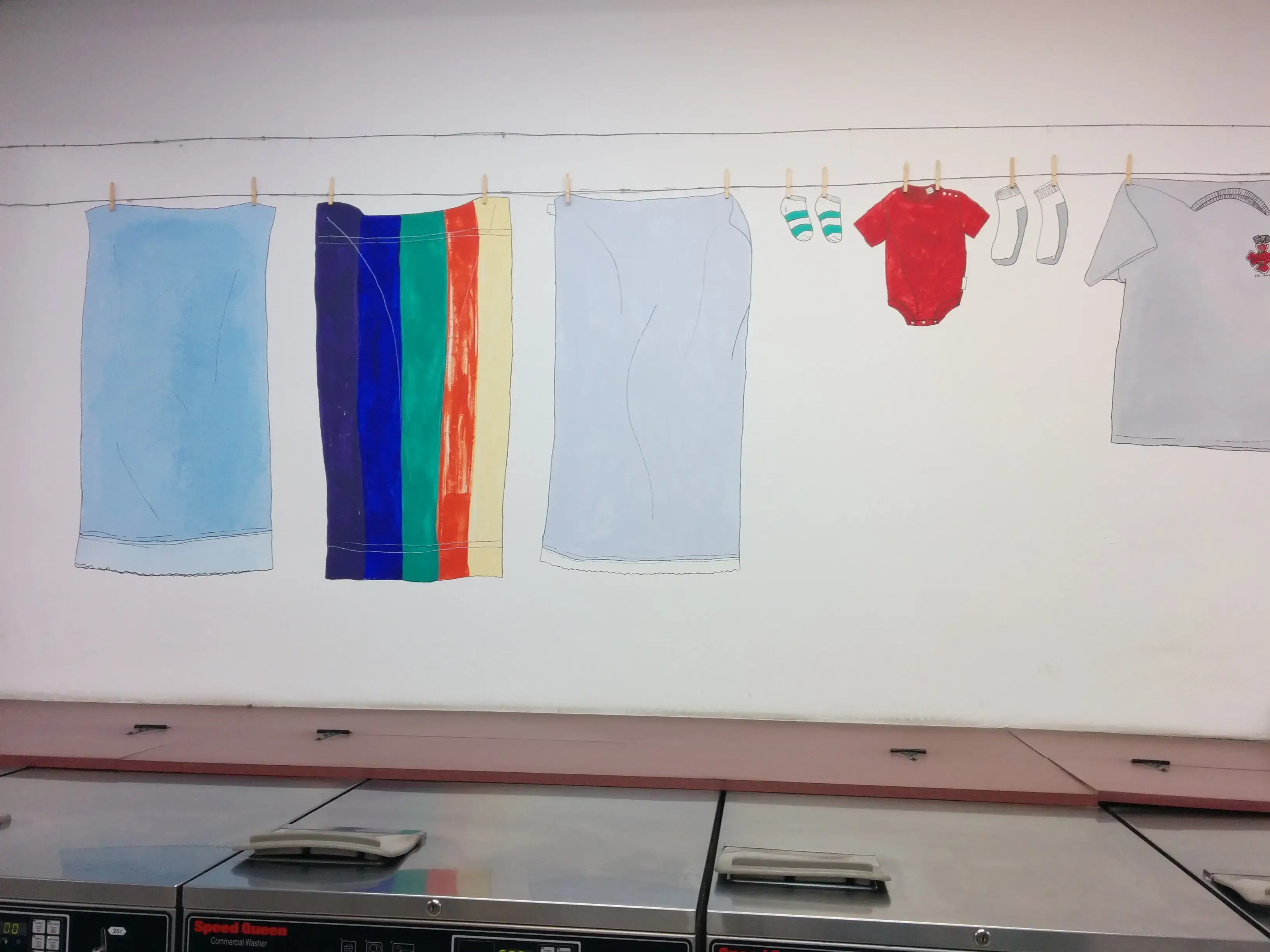 Burlingame Laundromat - Image 12