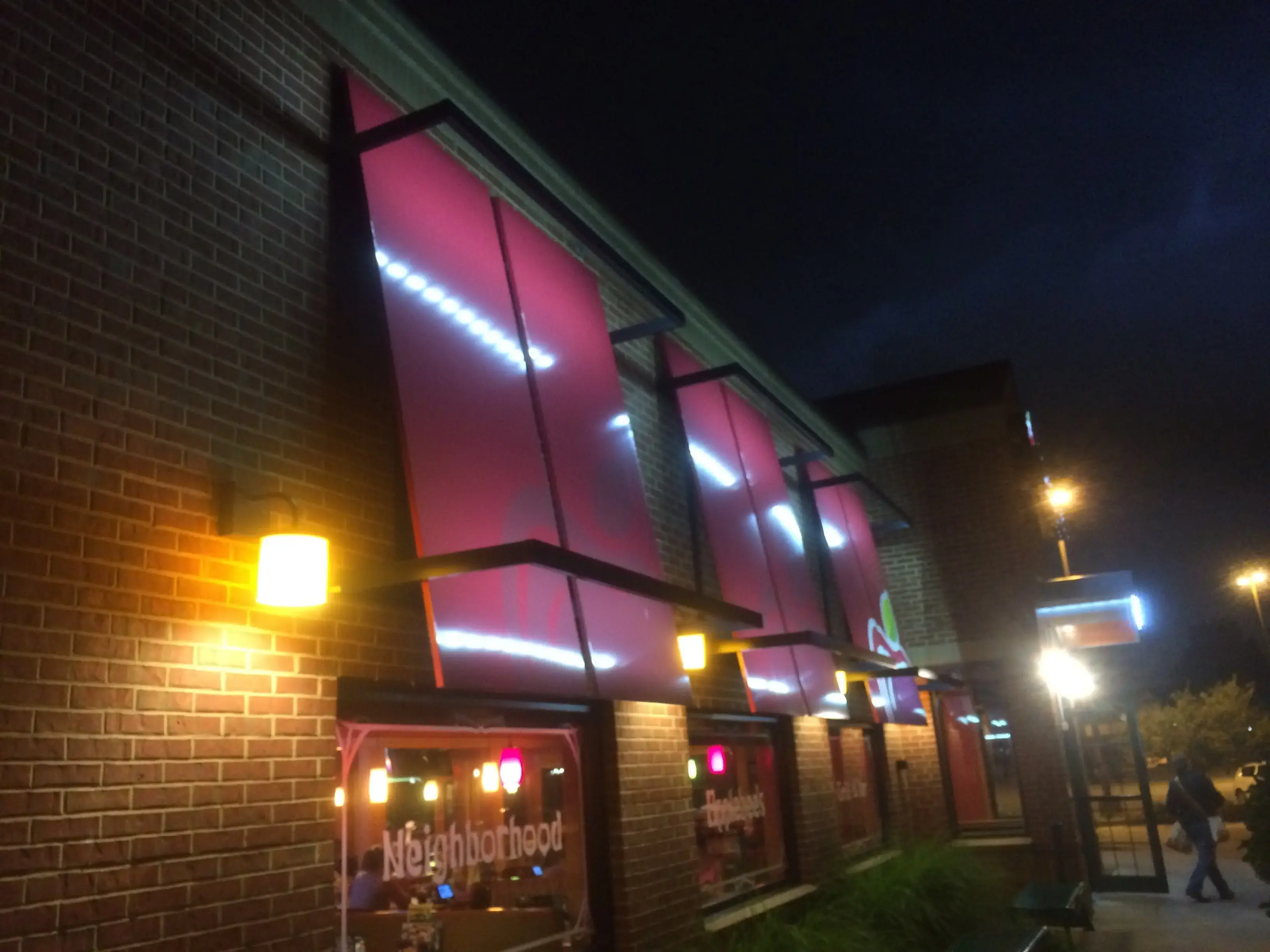 Burnham Laundromat - Image 7