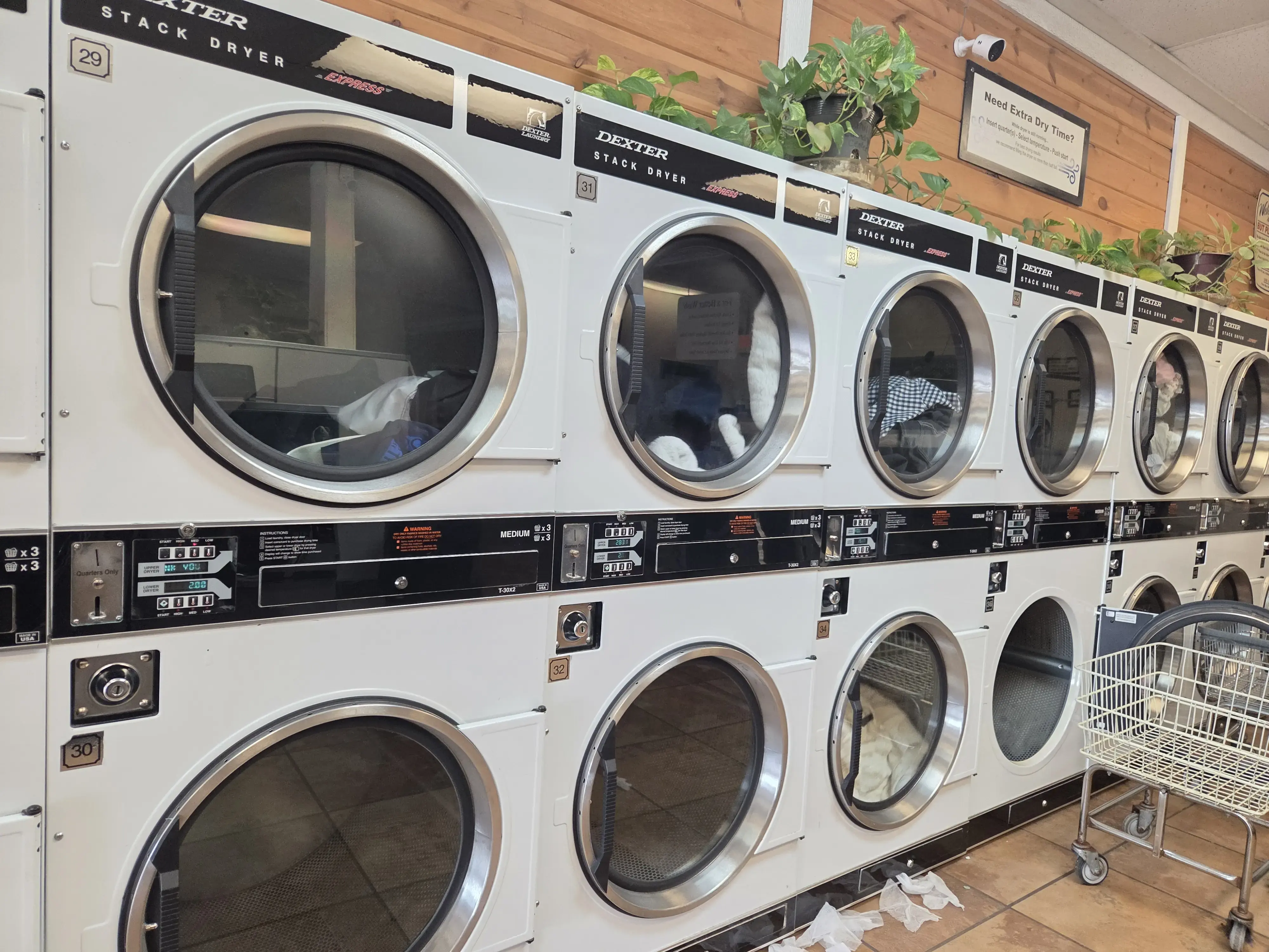 Burnsville Laundromat thumbnail 11