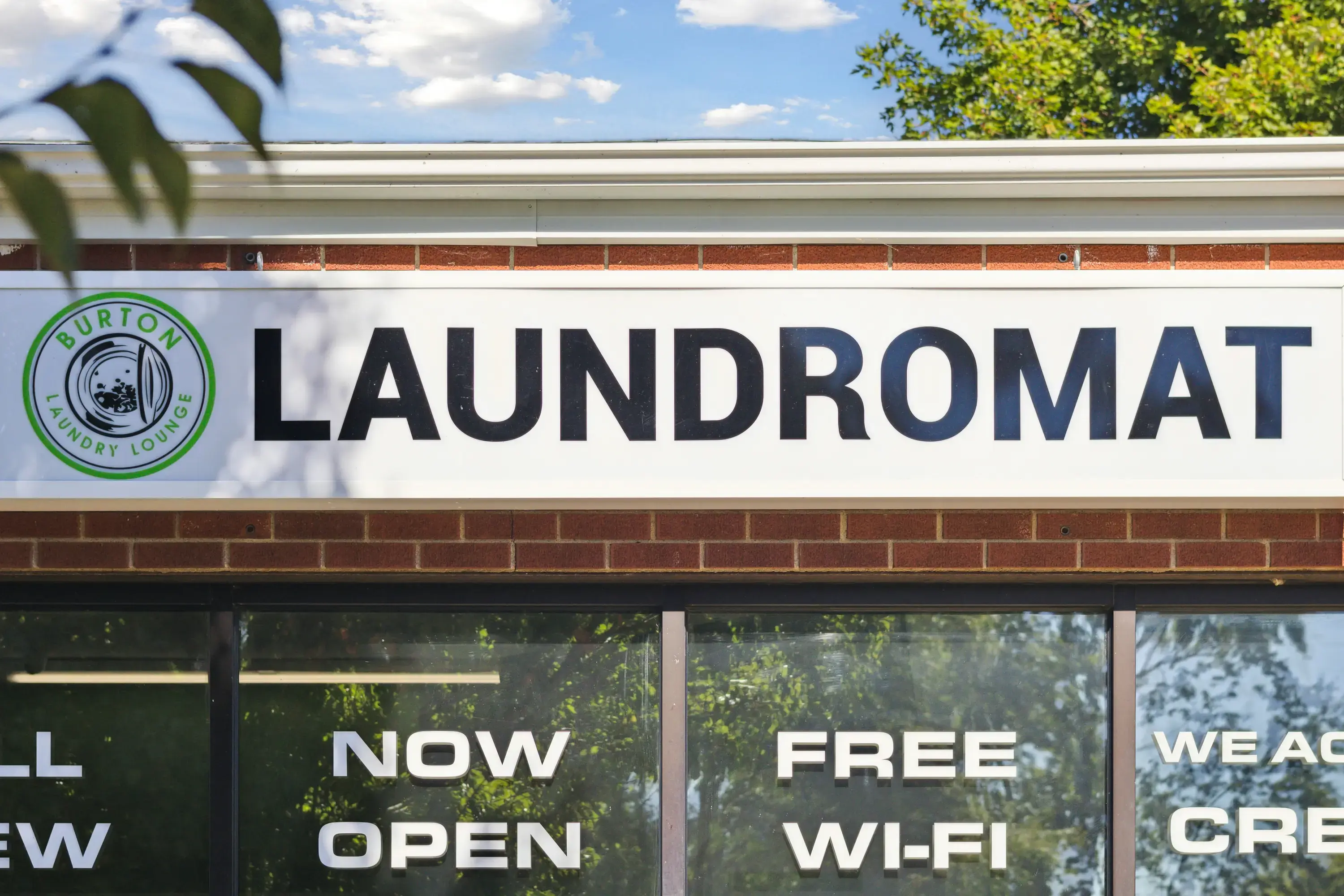 Burton Laundry Lounge - Image 8