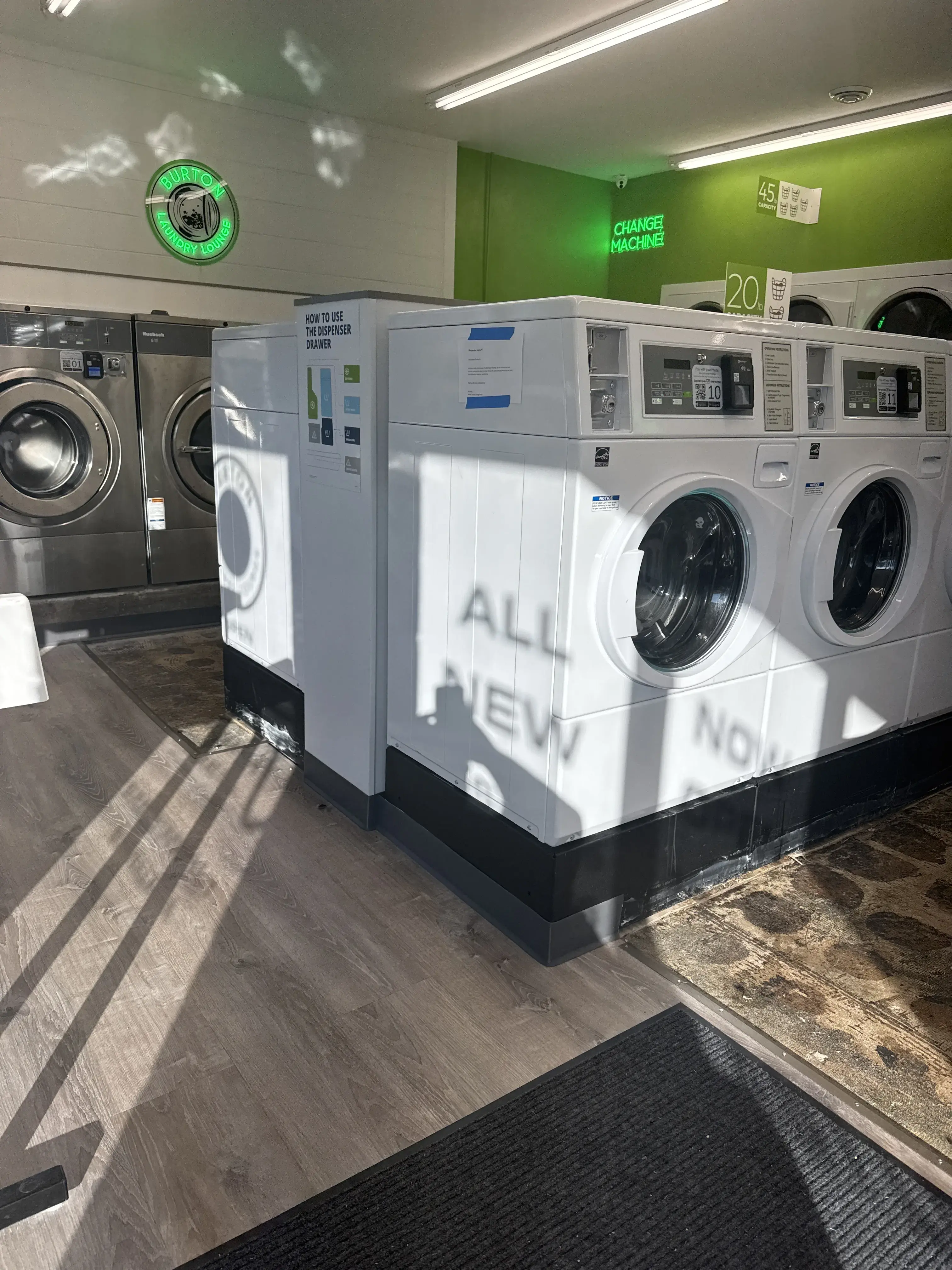 Burton Laundry Lounge thumbnail 16