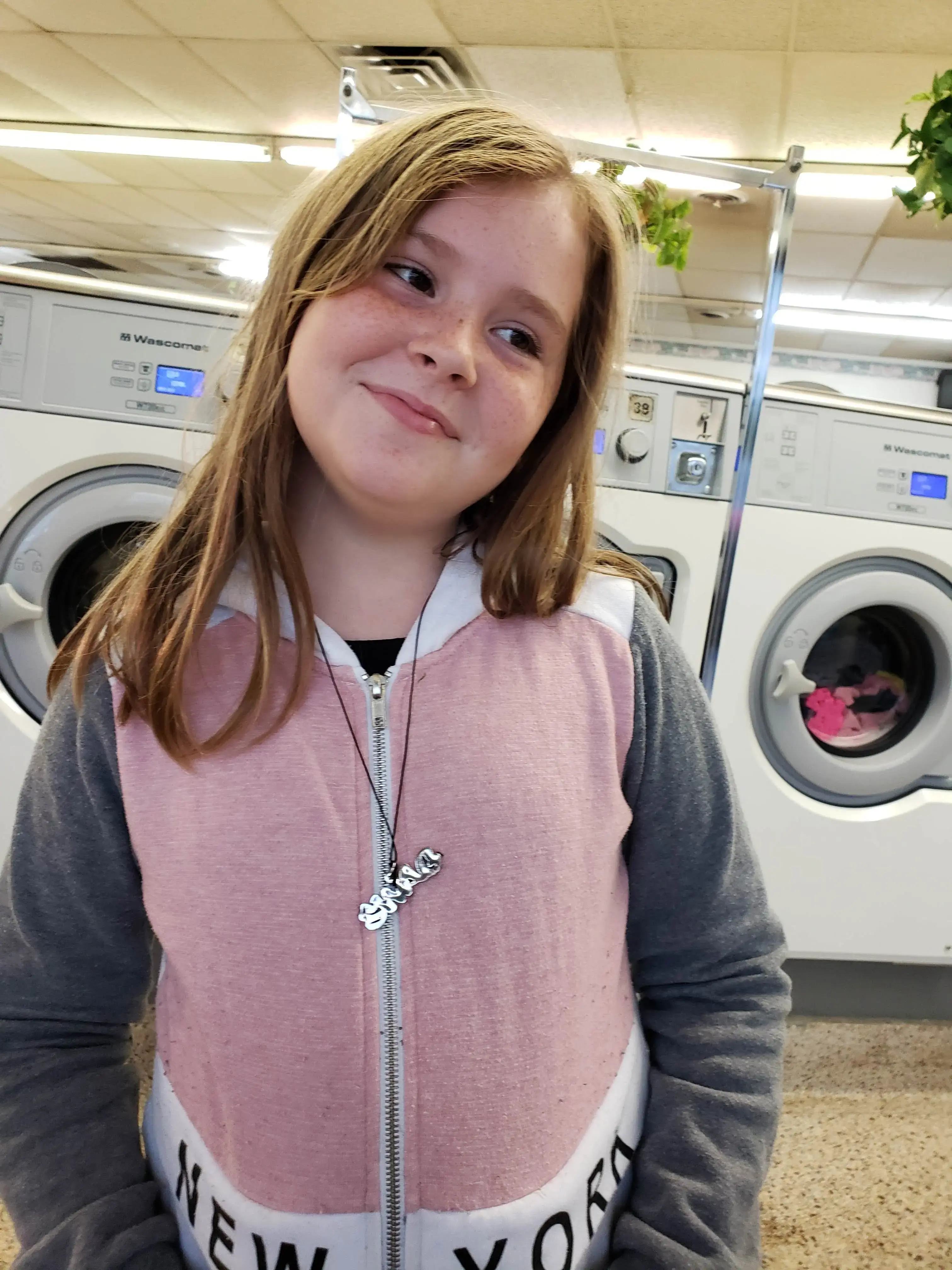 Burton's Laundry thumbnail 8