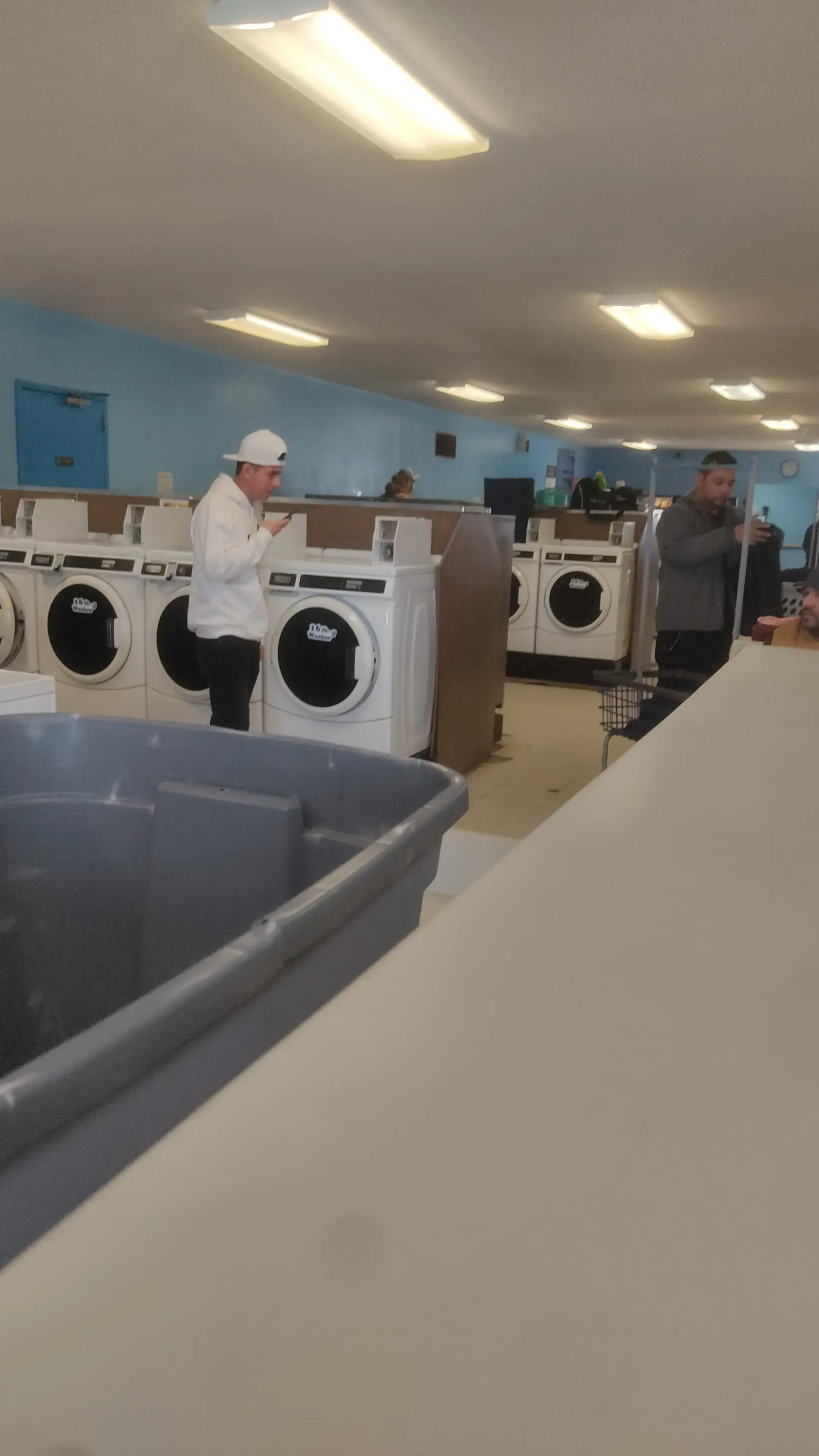 Burton's Laundry thumbnail 7