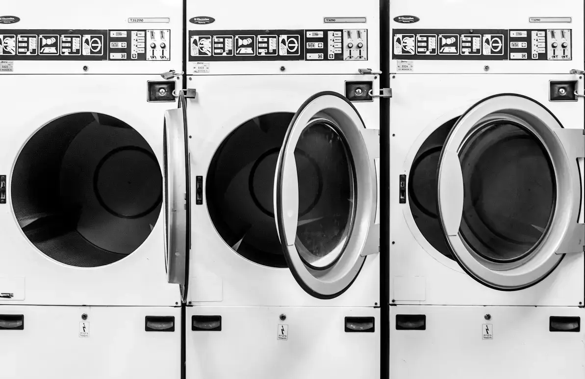 Burton's Laundry thumbnail 9