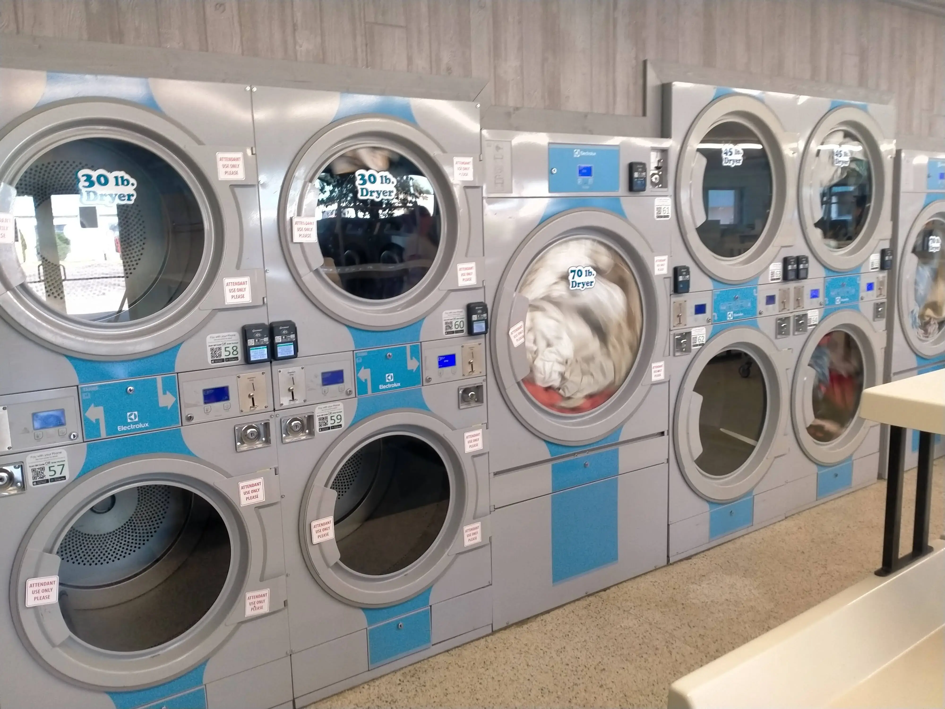 Burton's Laundry thumbnail 18