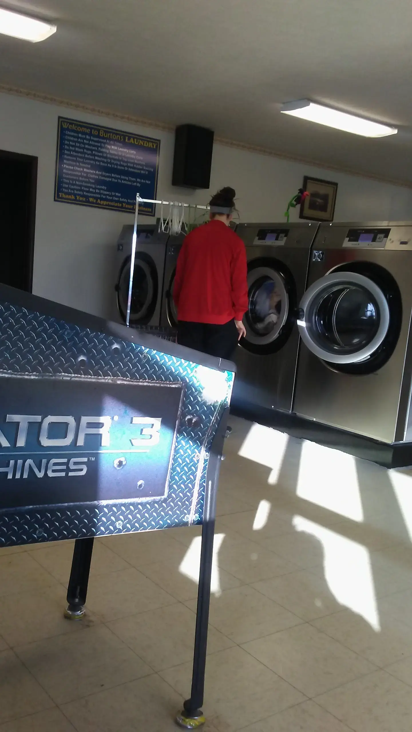 Burton's Laundry thumbnail 19