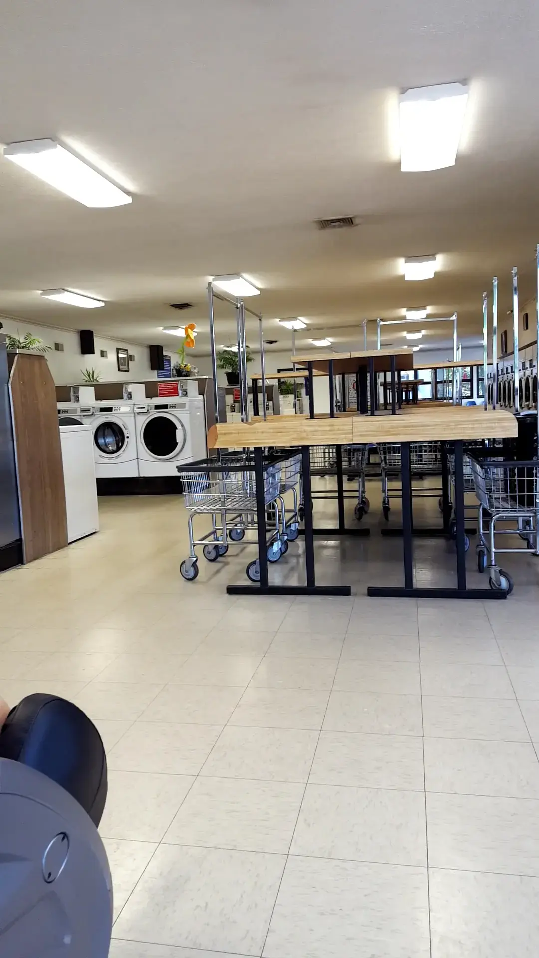 Burton's Laundry - Image 18
