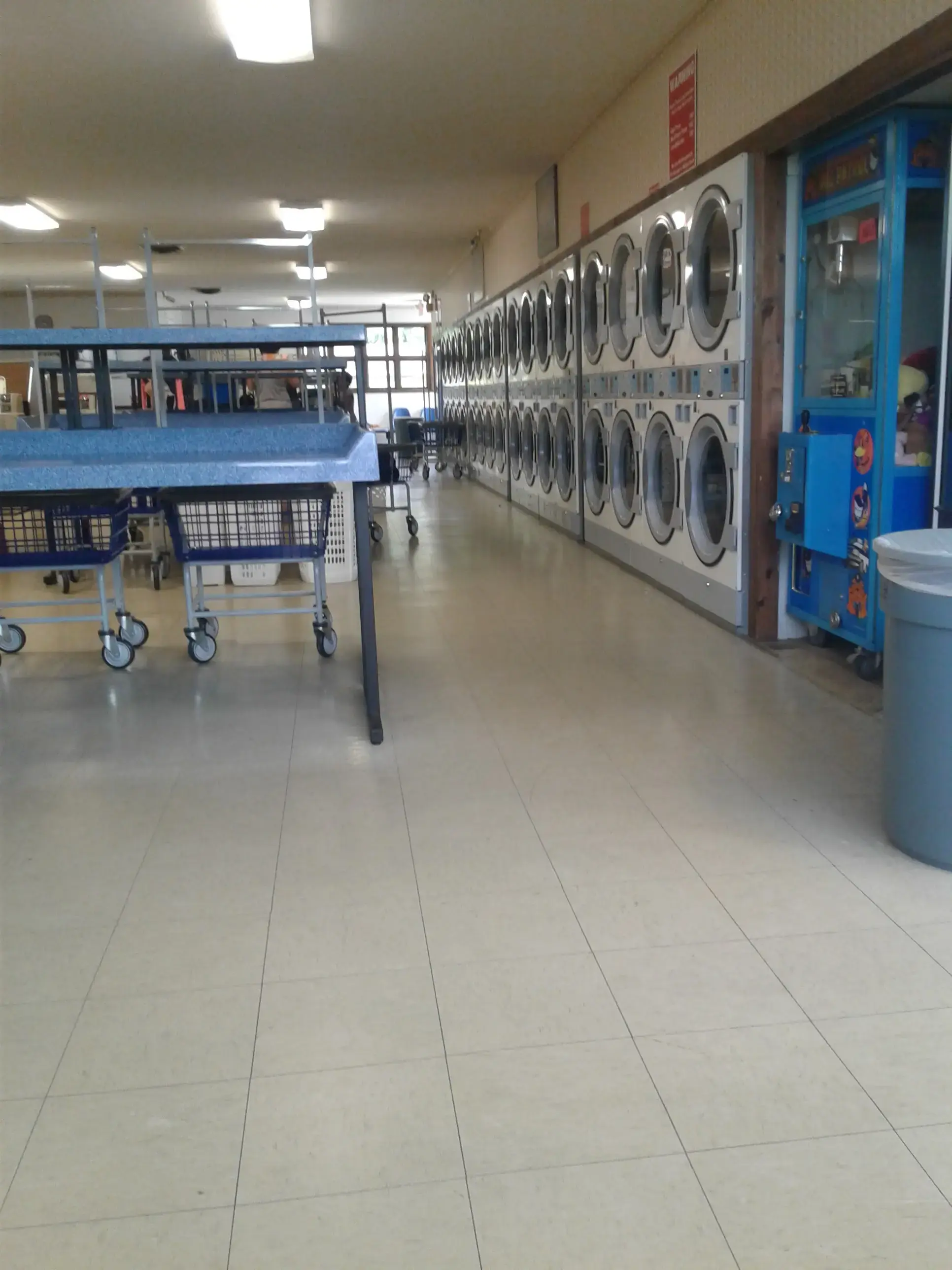 Burton's Laundry - Image 2