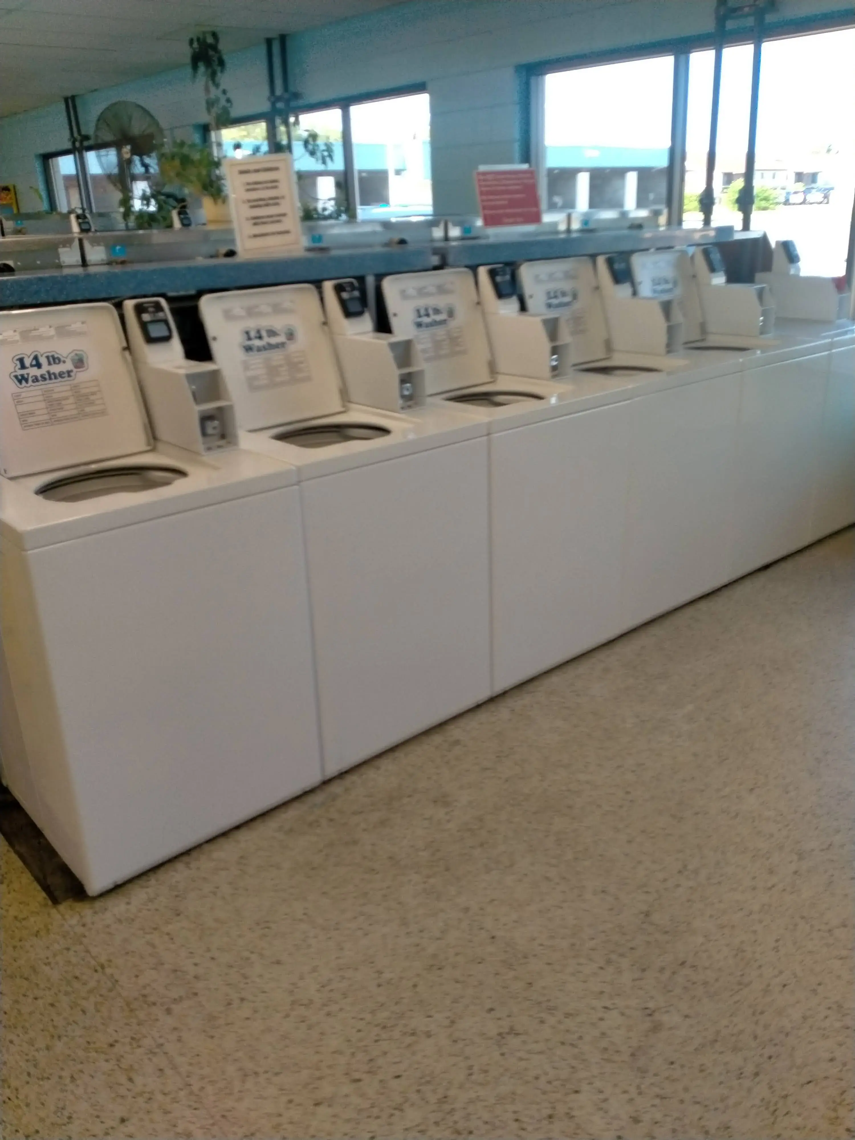 Burton's Laundry - Image 9