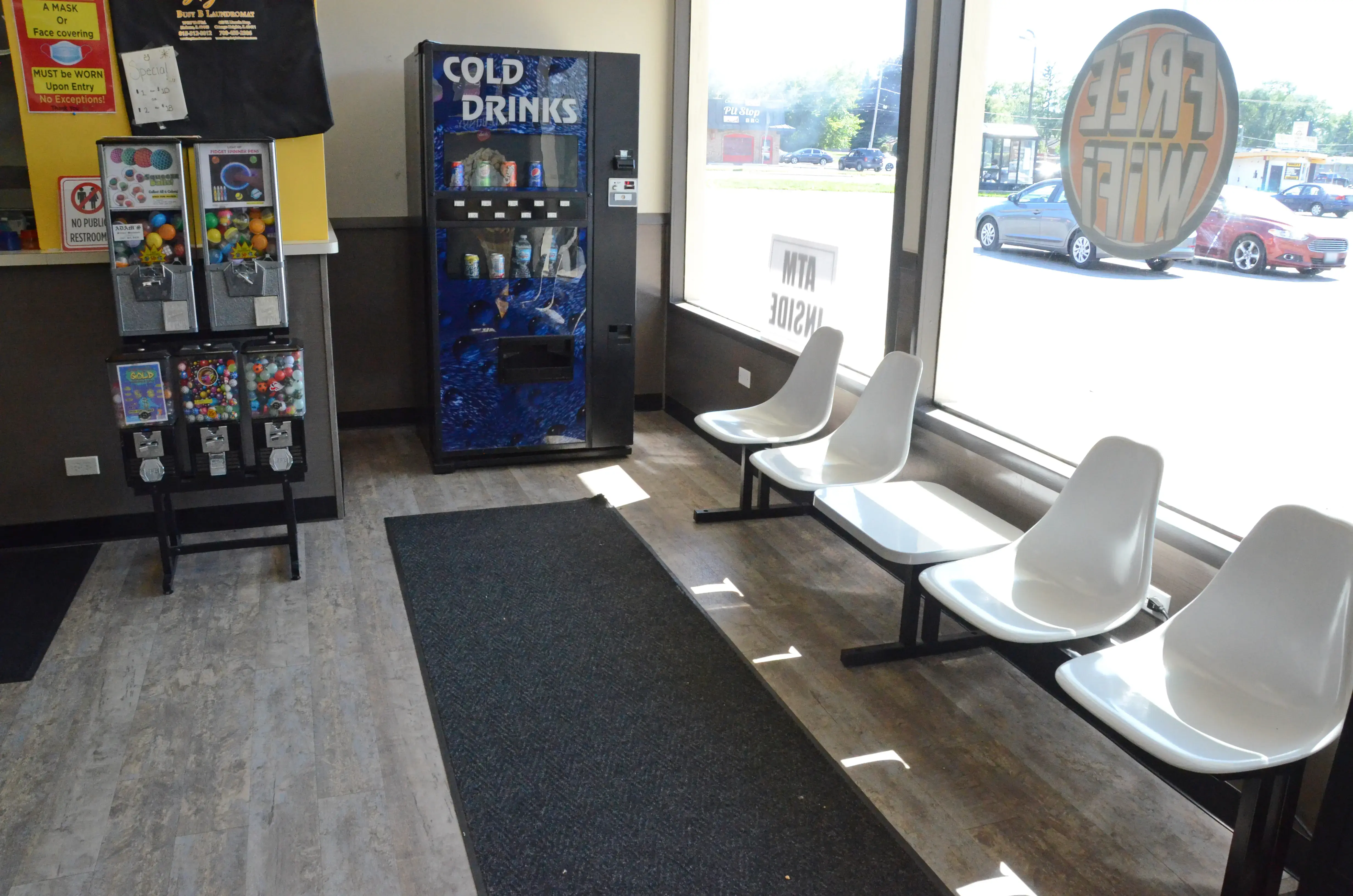 Busy B Laundromat Chicago Heights thumbnail 14