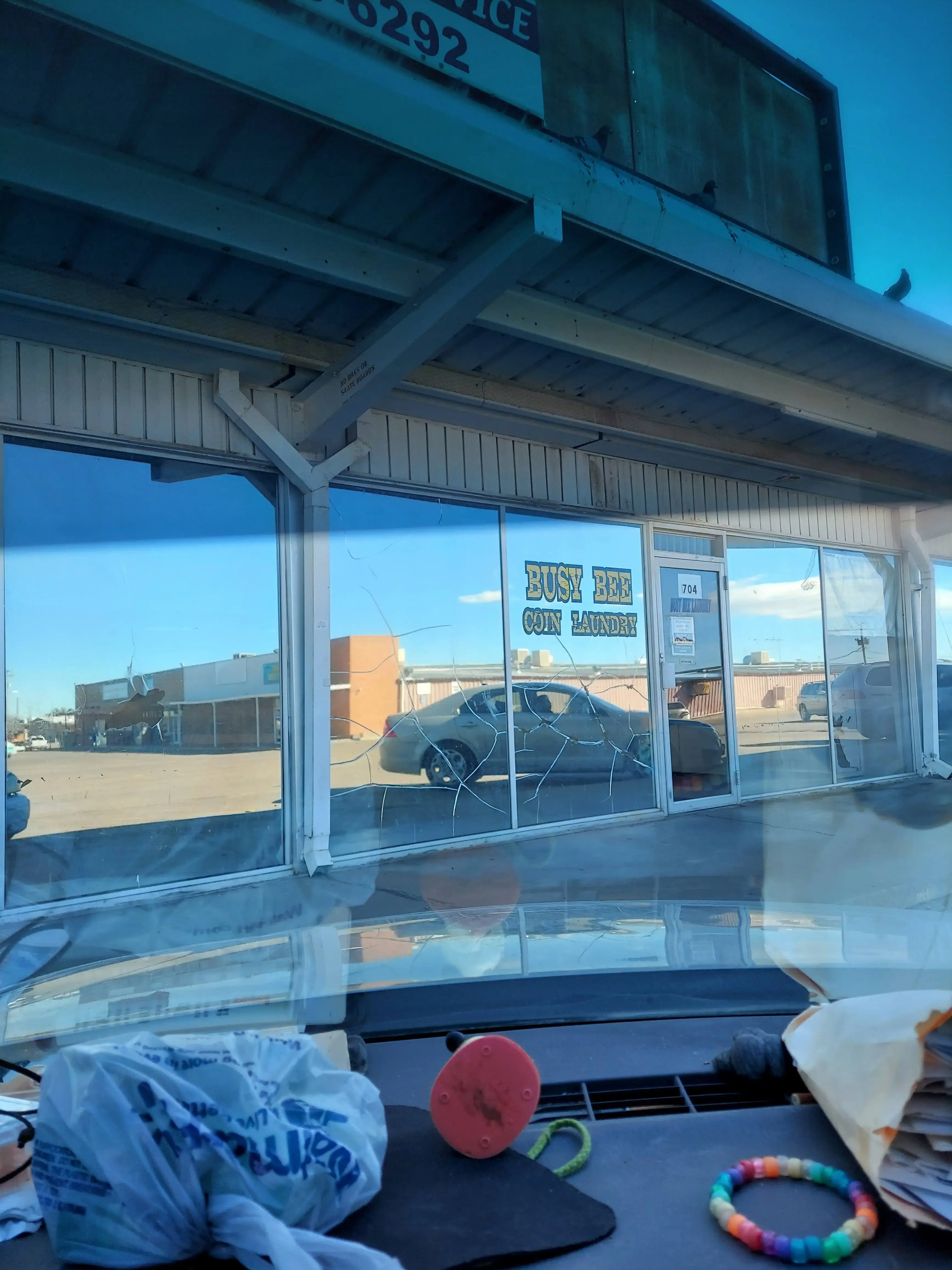 Busy Bee Coin Laundries thumbnail 6