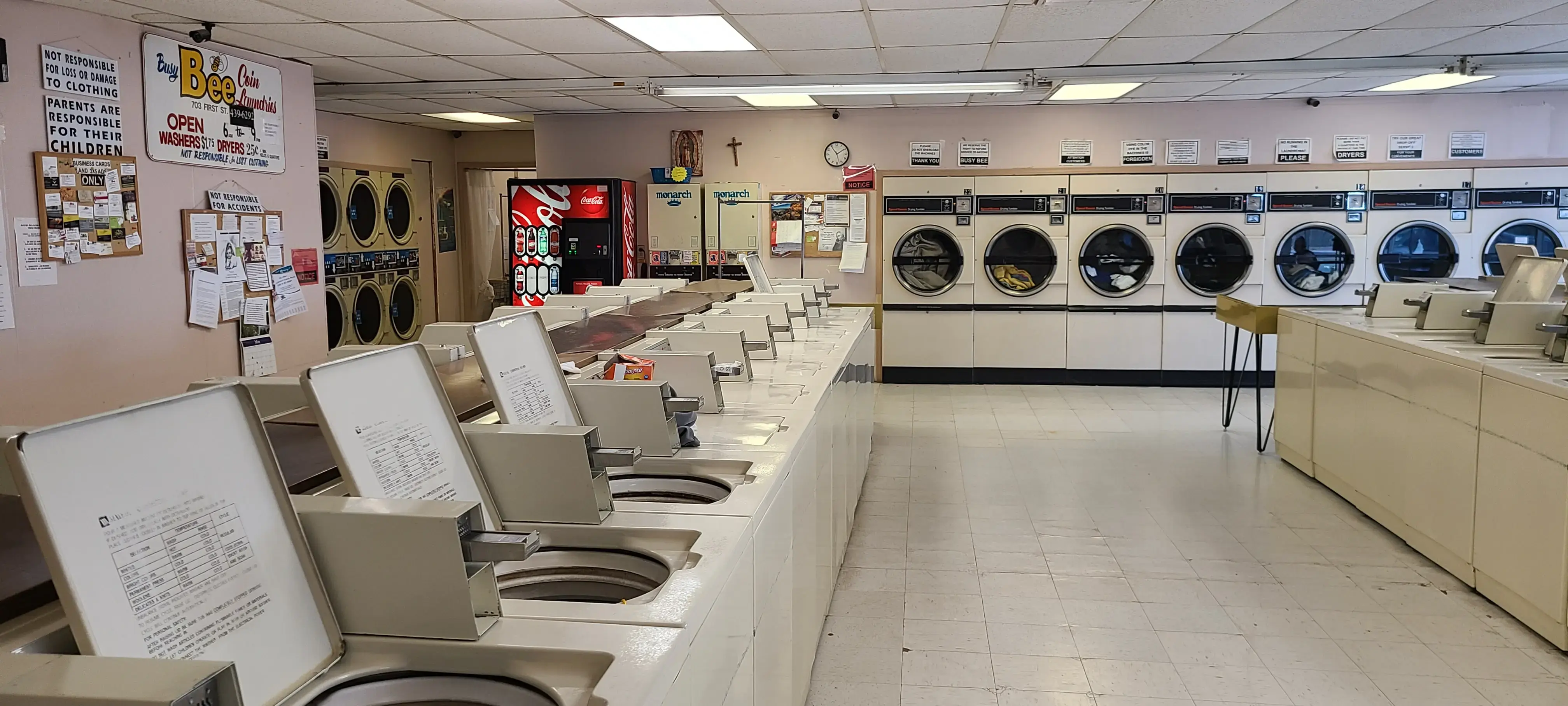 Busy Bee Coin Laundry thumbnail 3