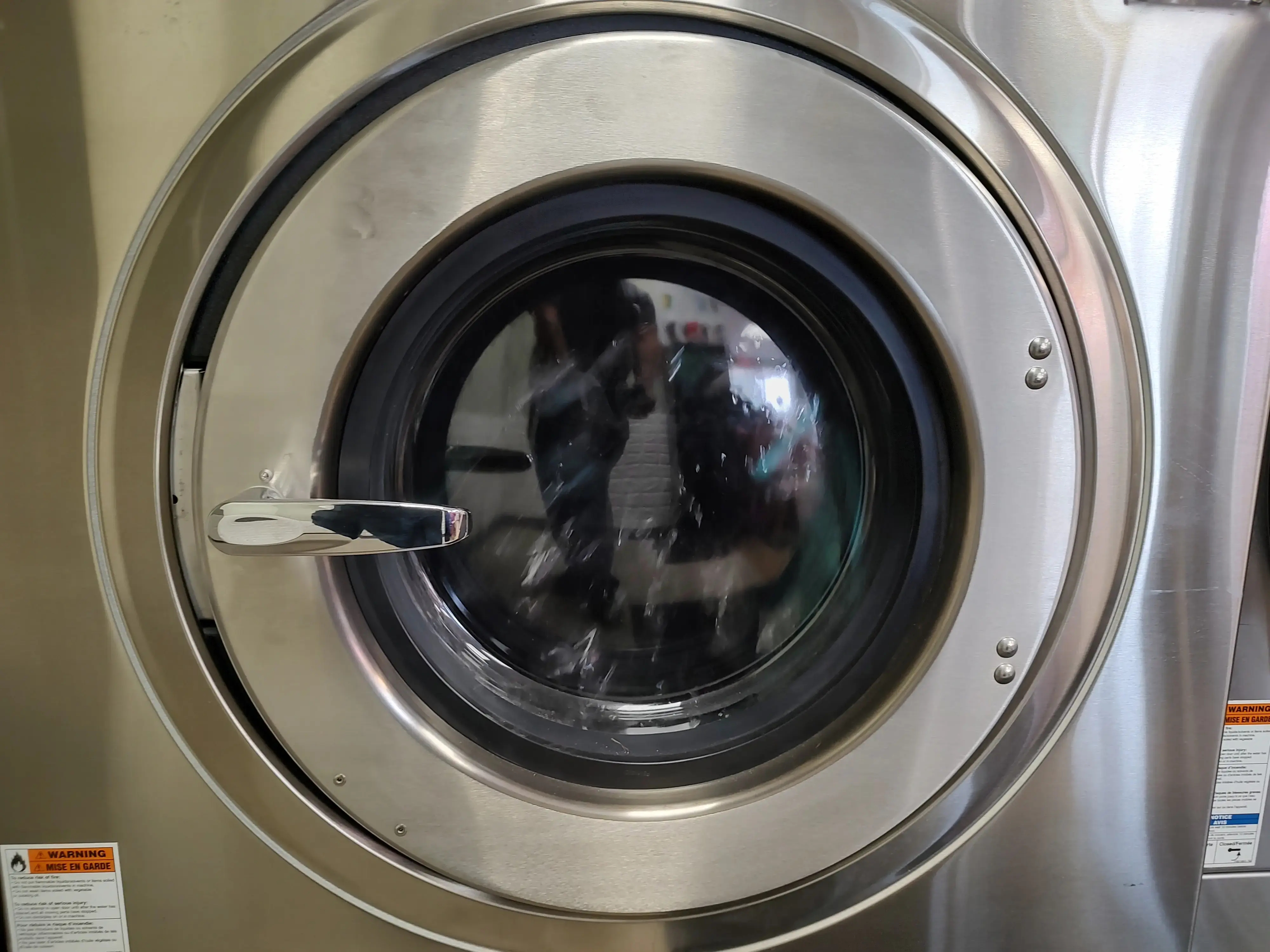 Busy Bee's Laundromat thumbnail 6