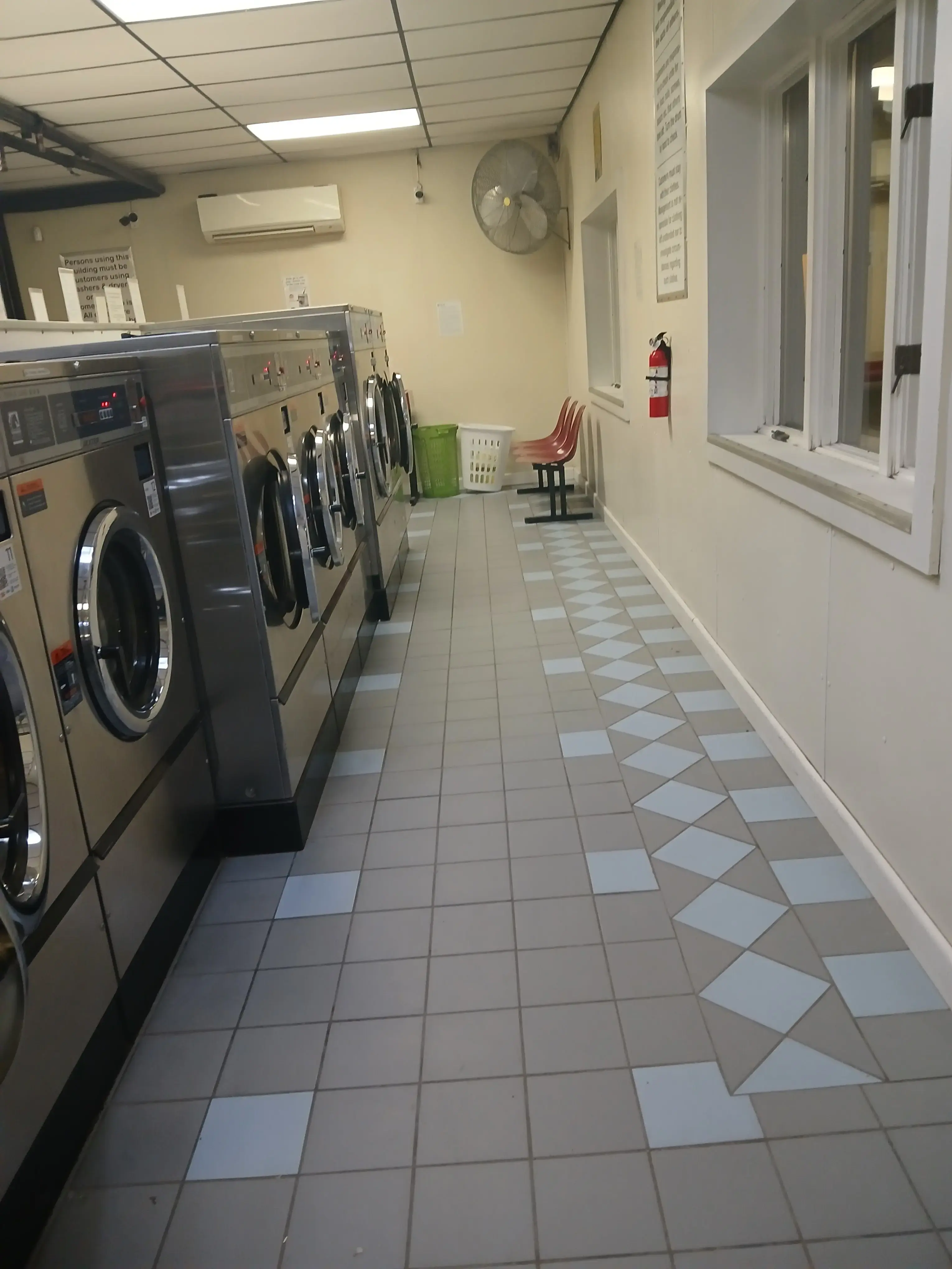 Busy Bubbles Laundromat location