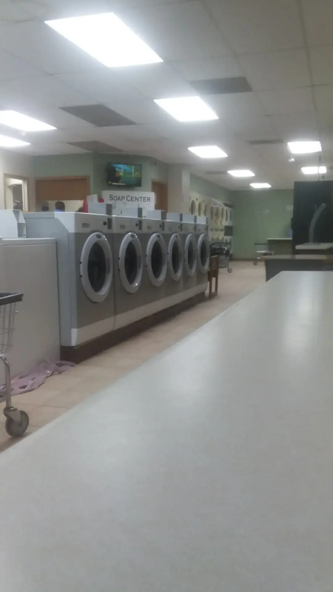 Busy Bubbles Laundry - Image 13